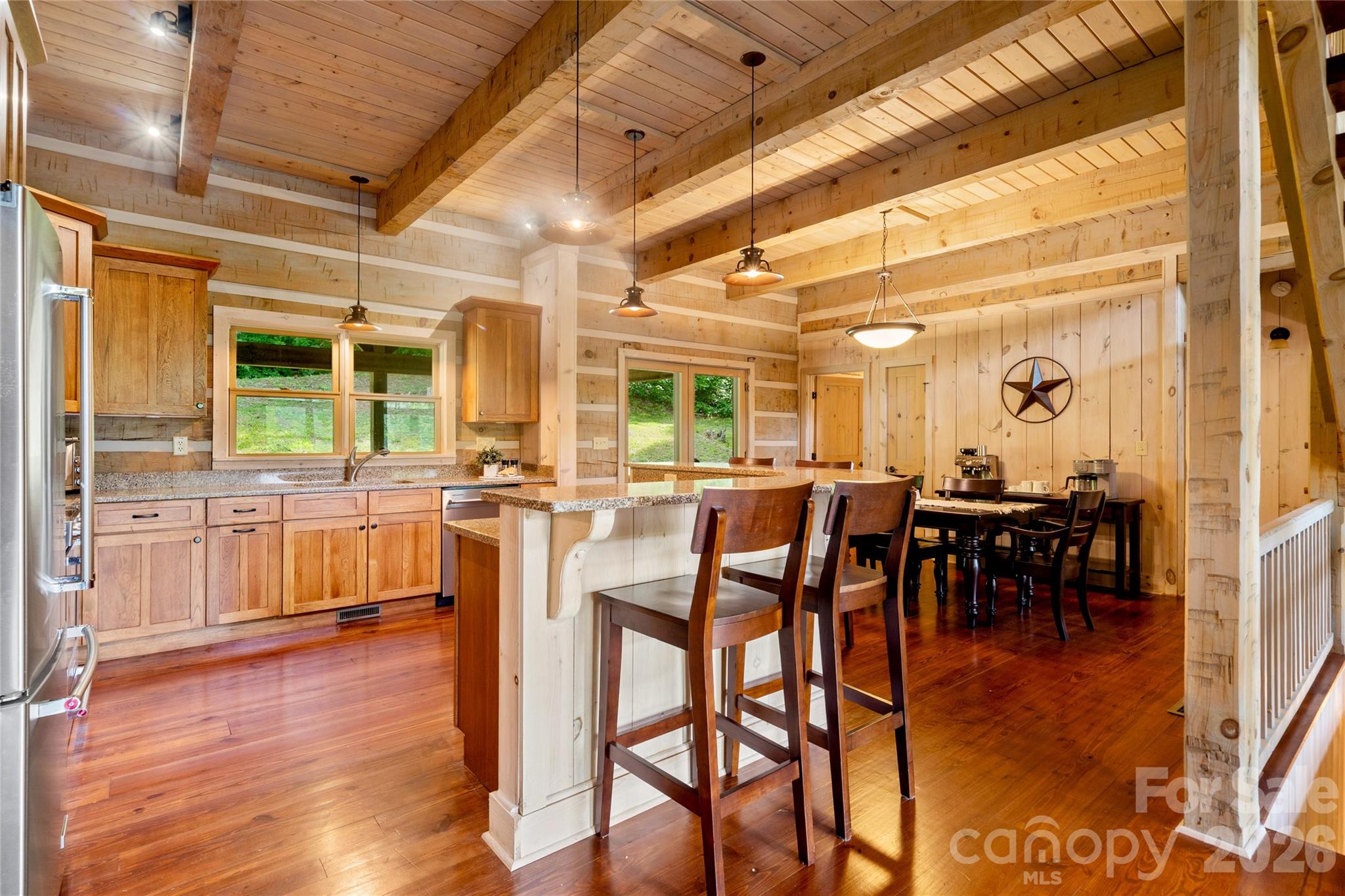 170 Cradling Cove Property Photo 6