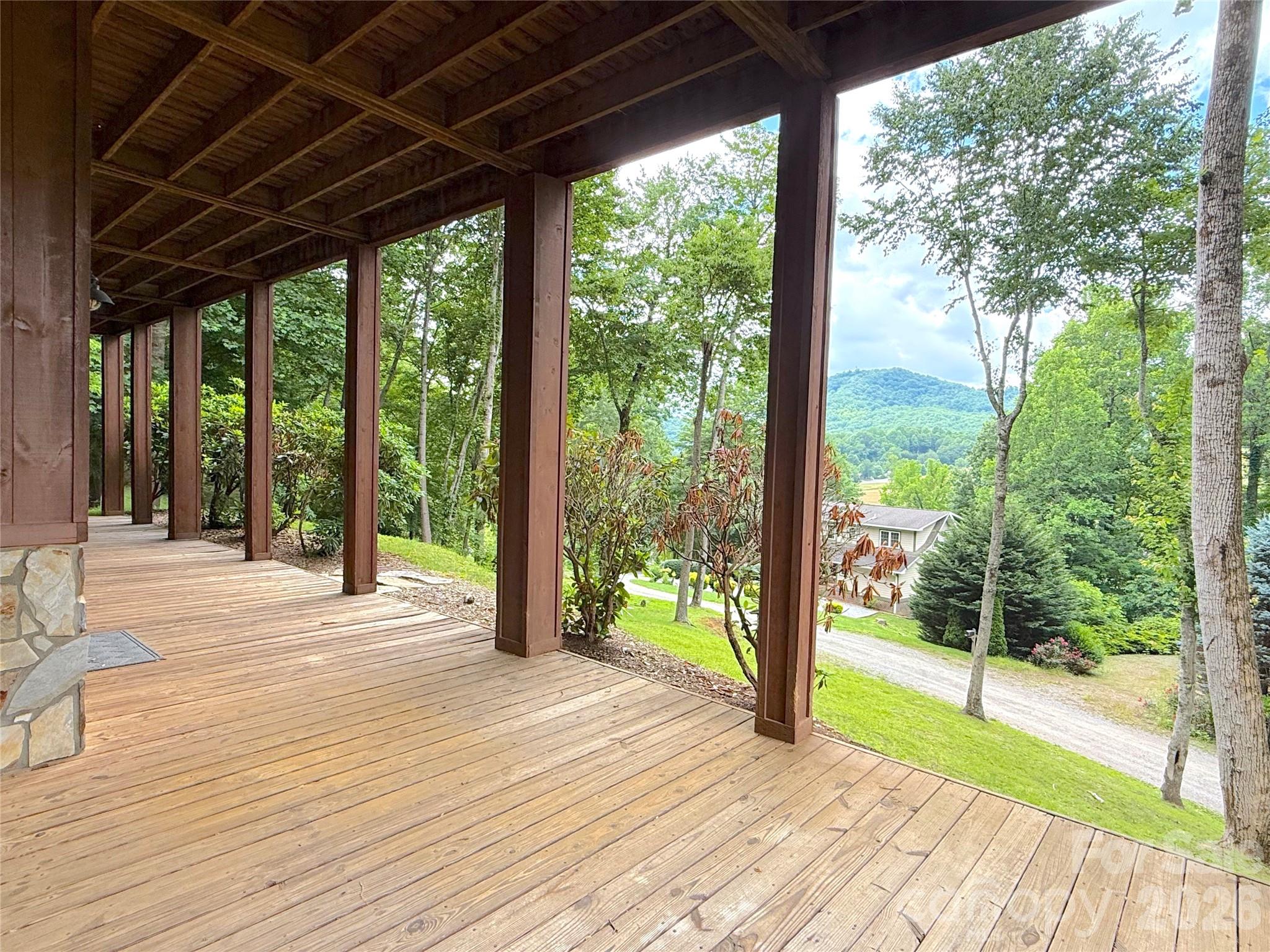 170 Cradling Cove Property Photo 33