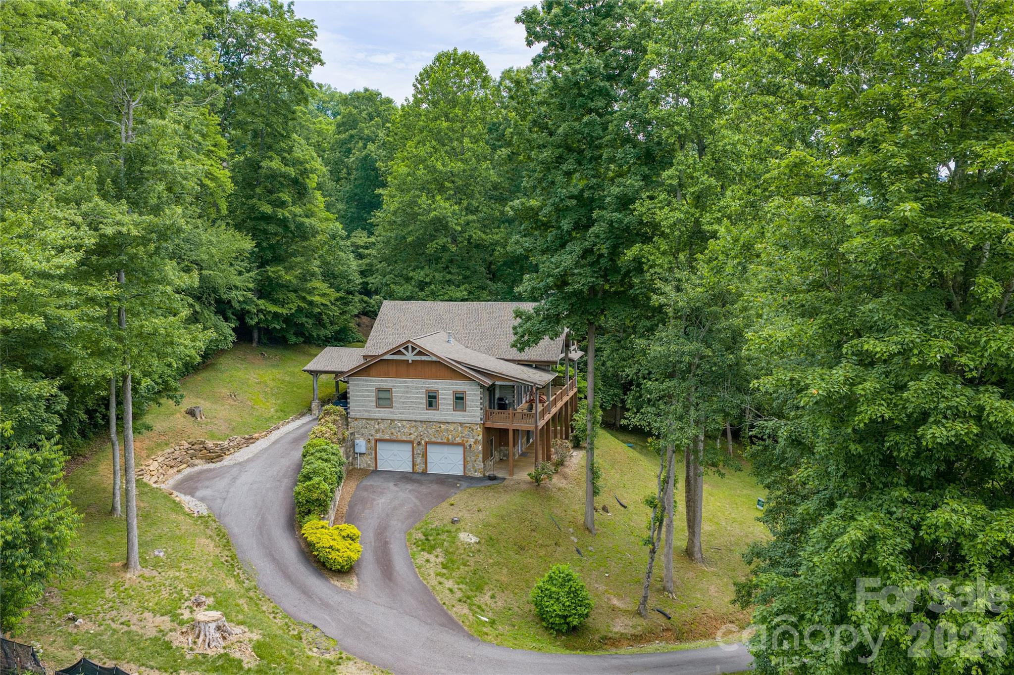 170 Cradling Cove Property Photo 40