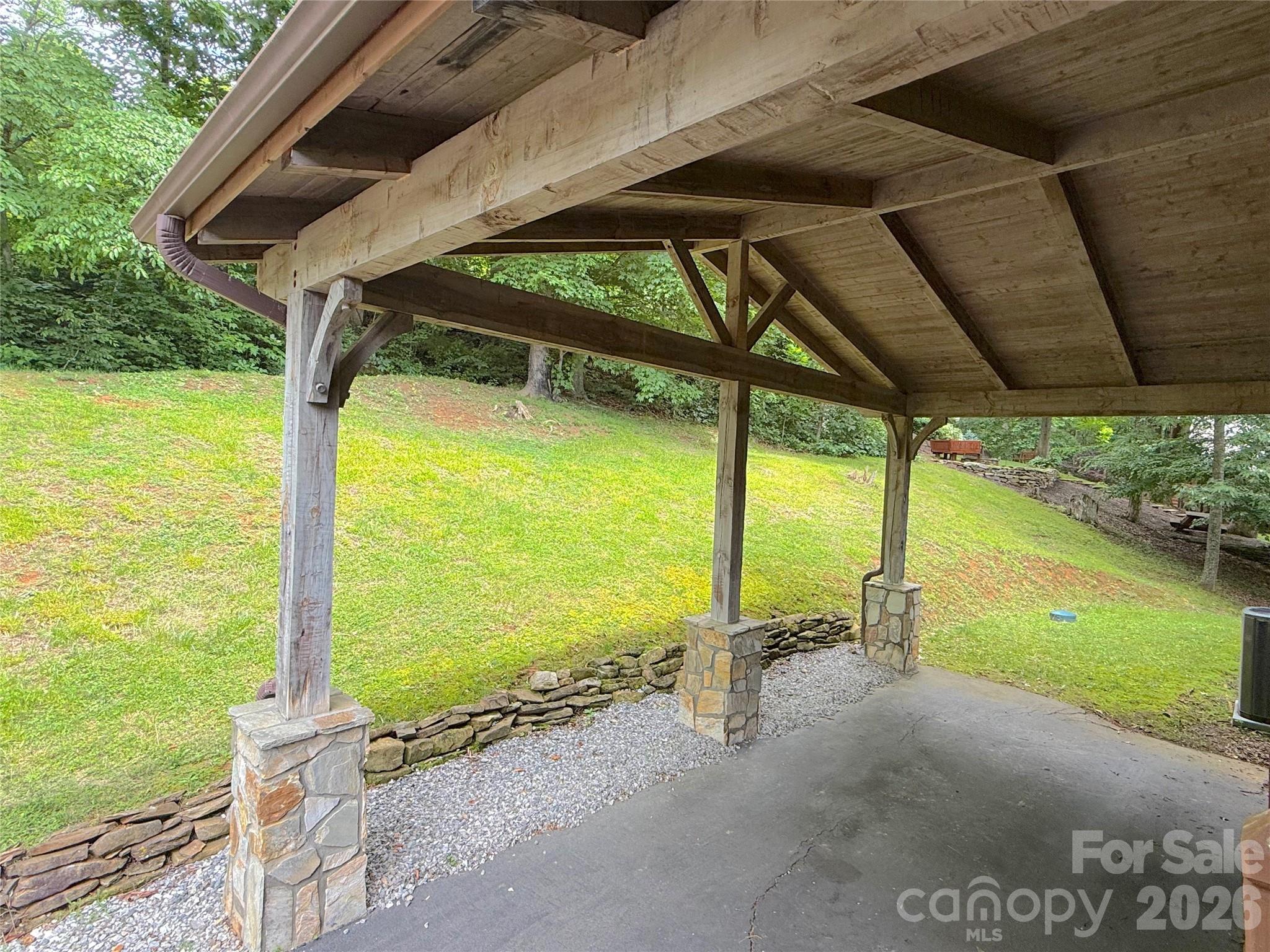 170 Cradling Cove Property Photo 42