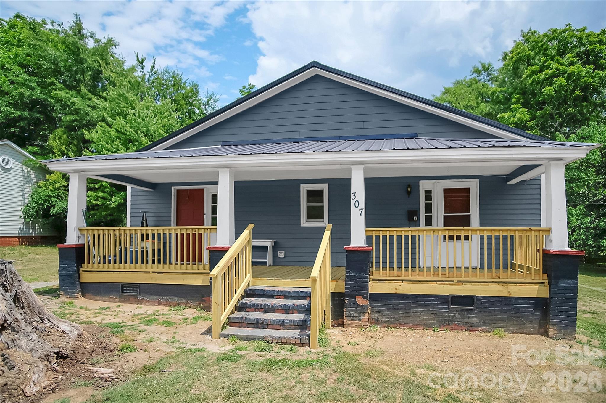 307 S Jacob Street Property Photo 1