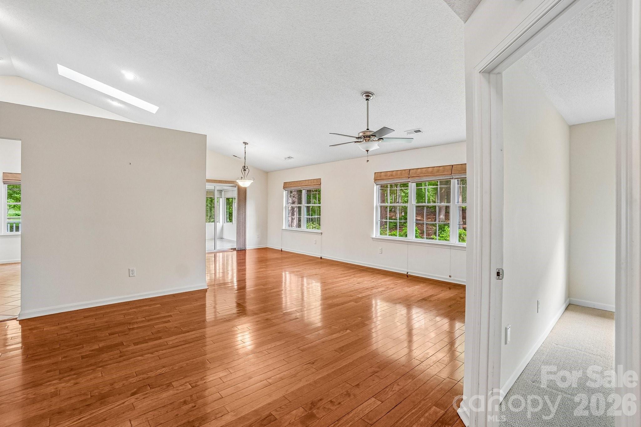 263 Fairway View Drive Property Photo 6