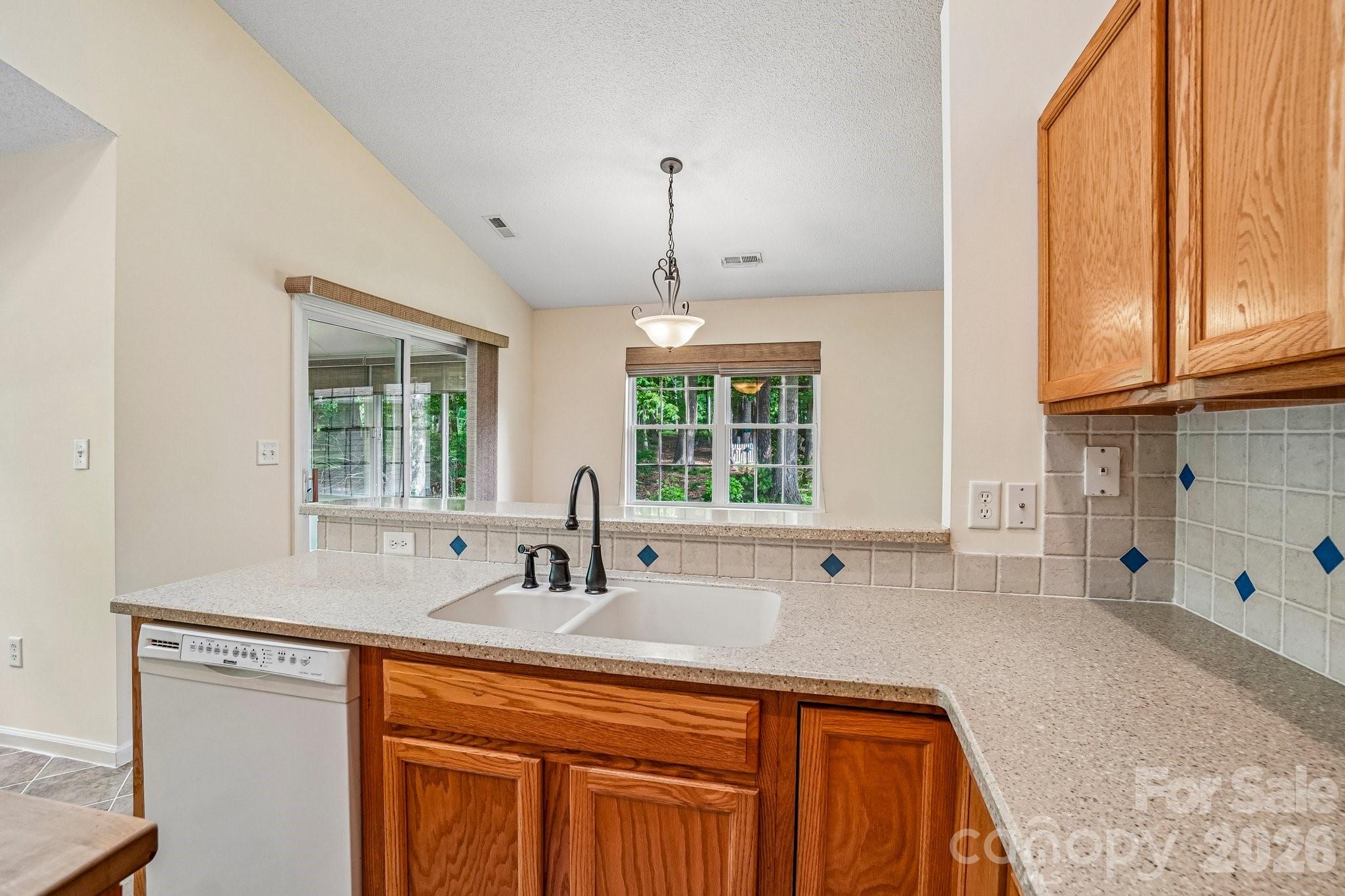 263 Fairway View Drive Property Photo 14
