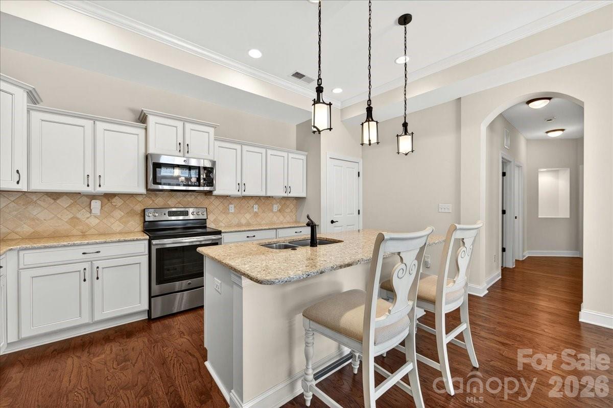 1012 Avalon Place Property Photo 19