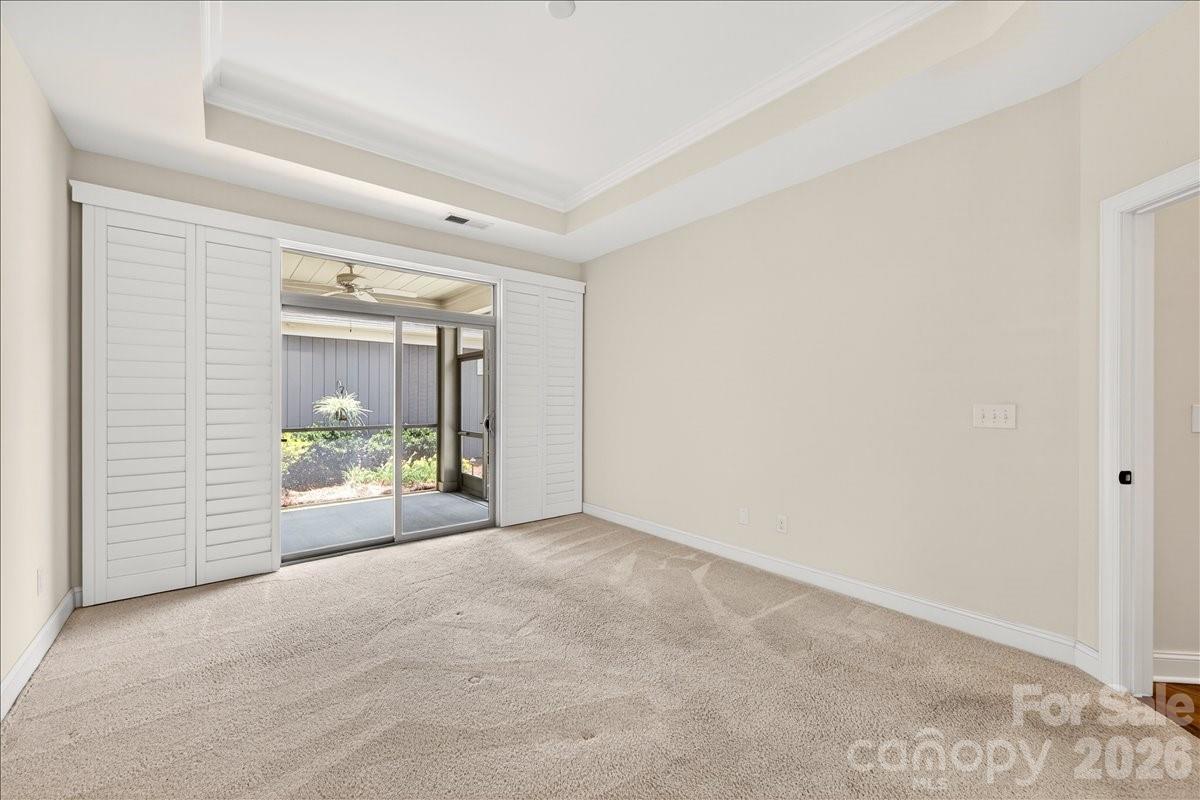 1012 Avalon Place Property Photo 27
