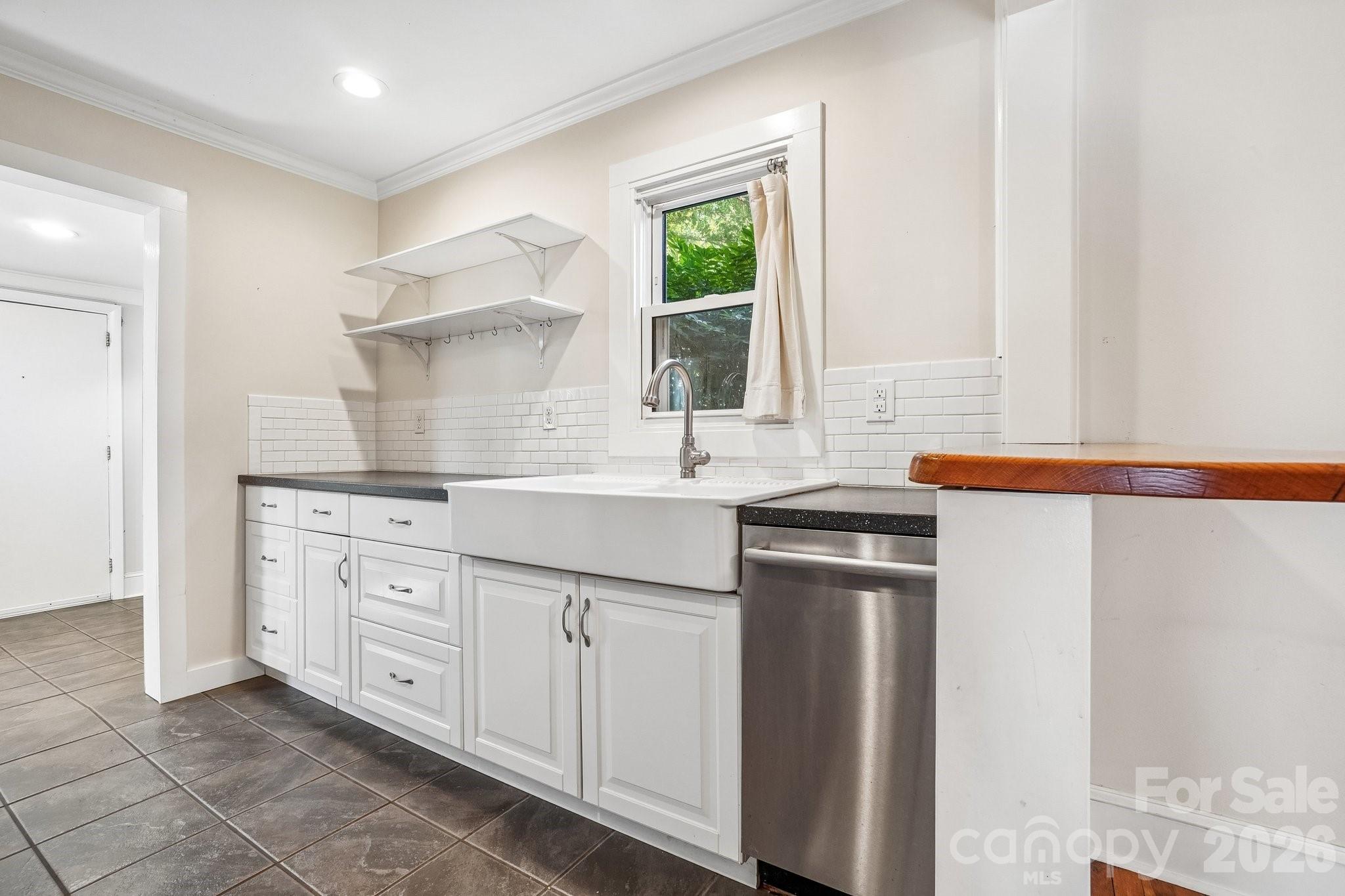 31 Clay Street Property Photo 5