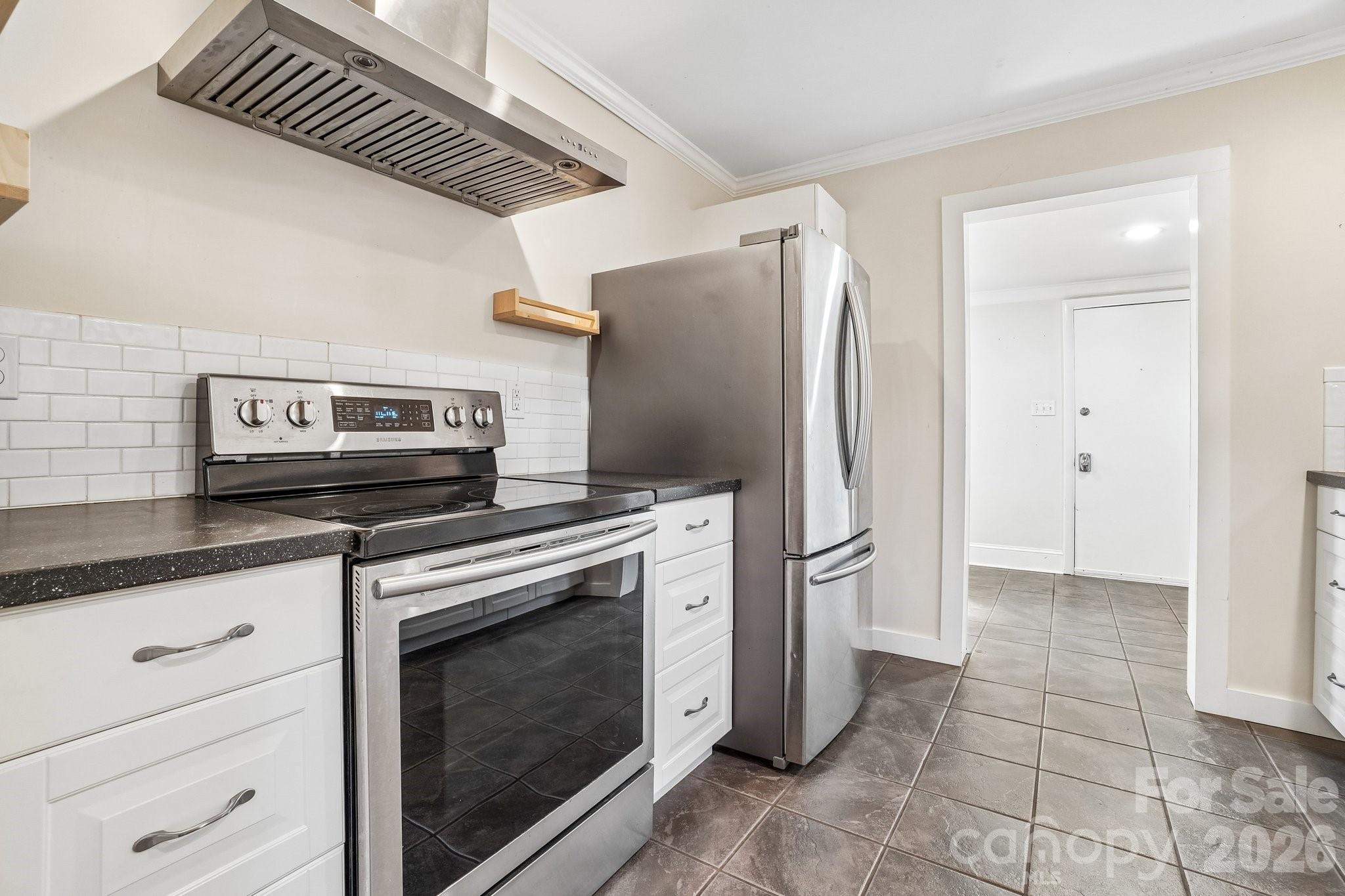 31 Clay Street Property Photo 6