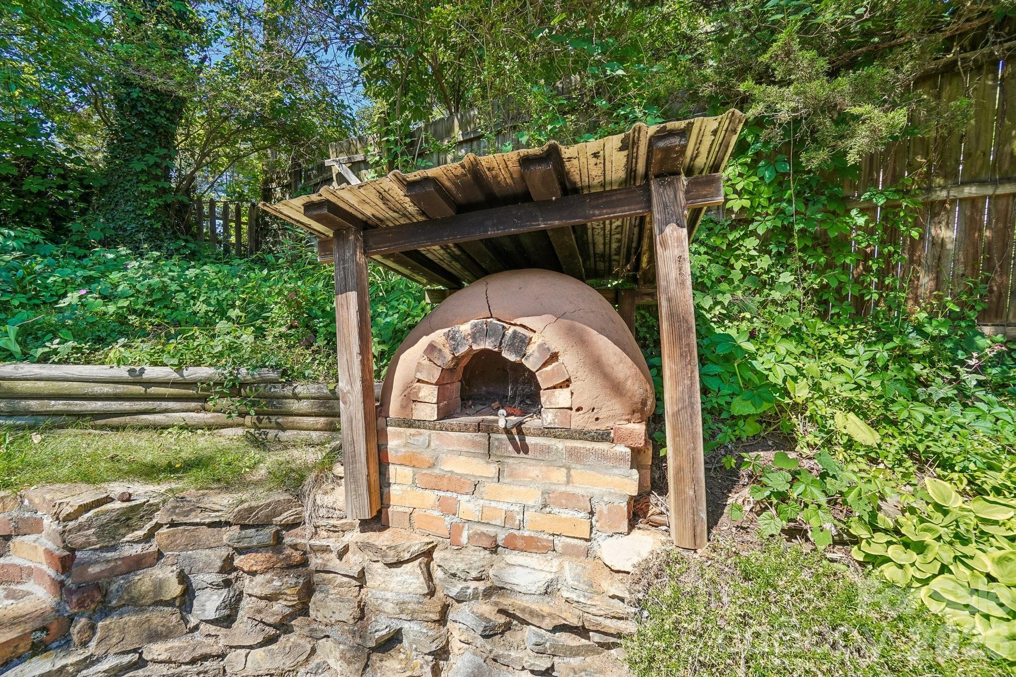 31 Clay Street Property Photo 16
