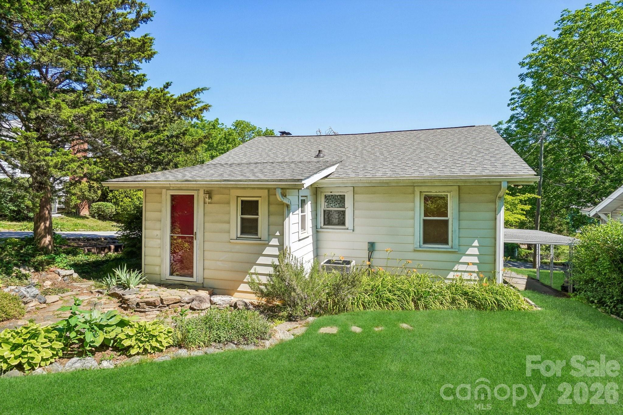 31 Clay Street Property Photo 18