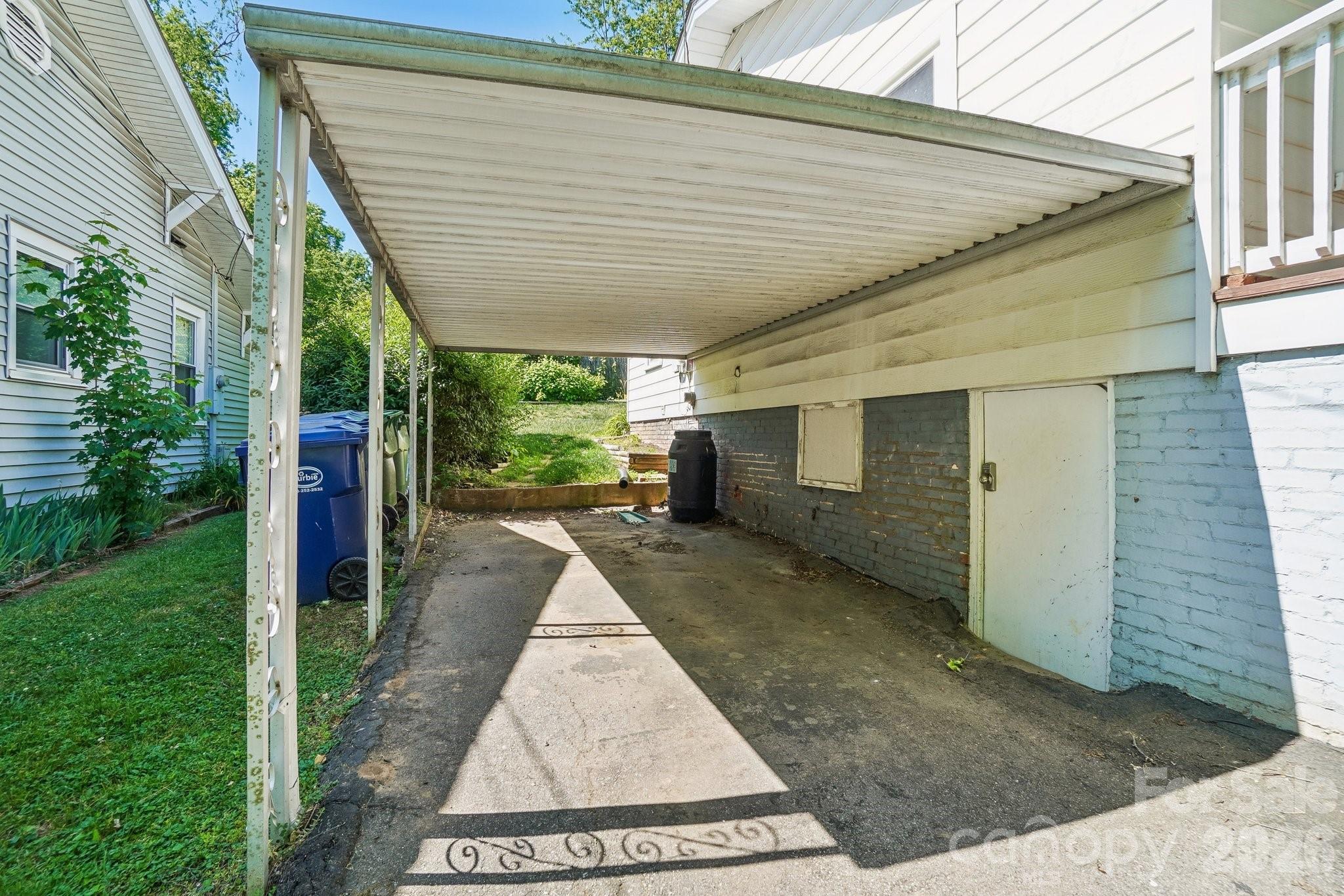 31 Clay Street Property Photo 19