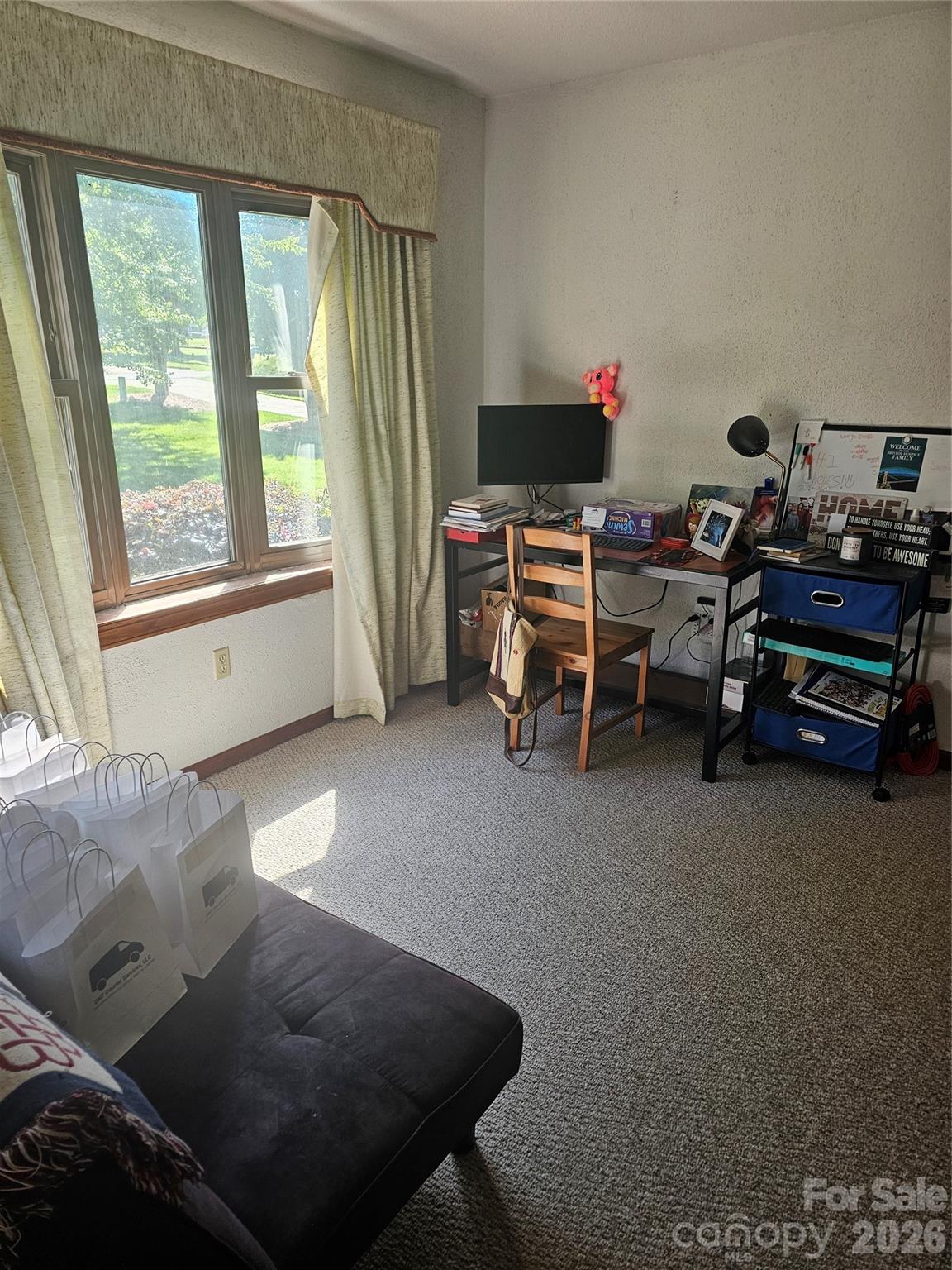 627 Lancer Court Property Photo 10