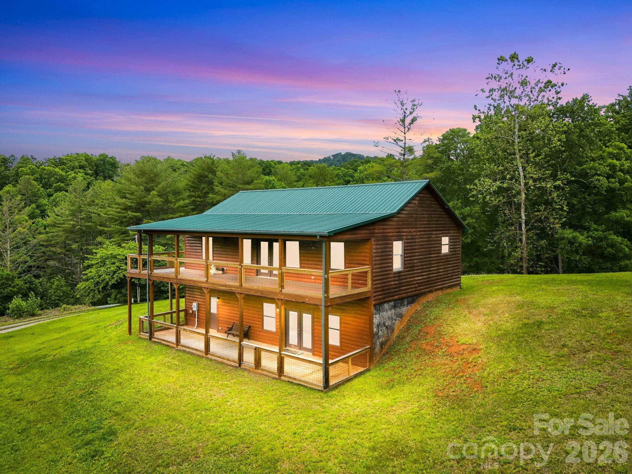 168 Barefoot Cove Property Photo 1