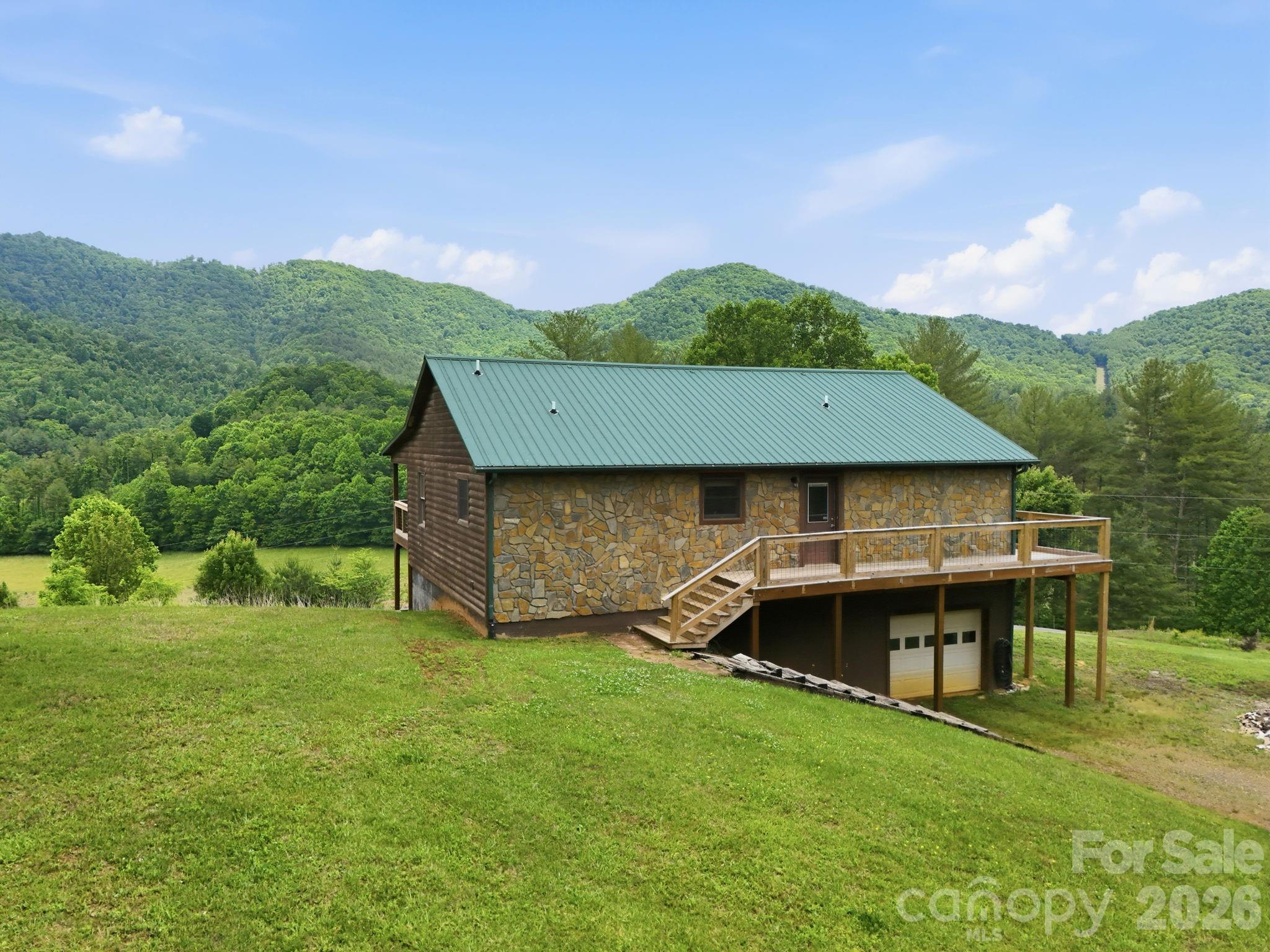 168 Barefoot Cove Property Photo 33