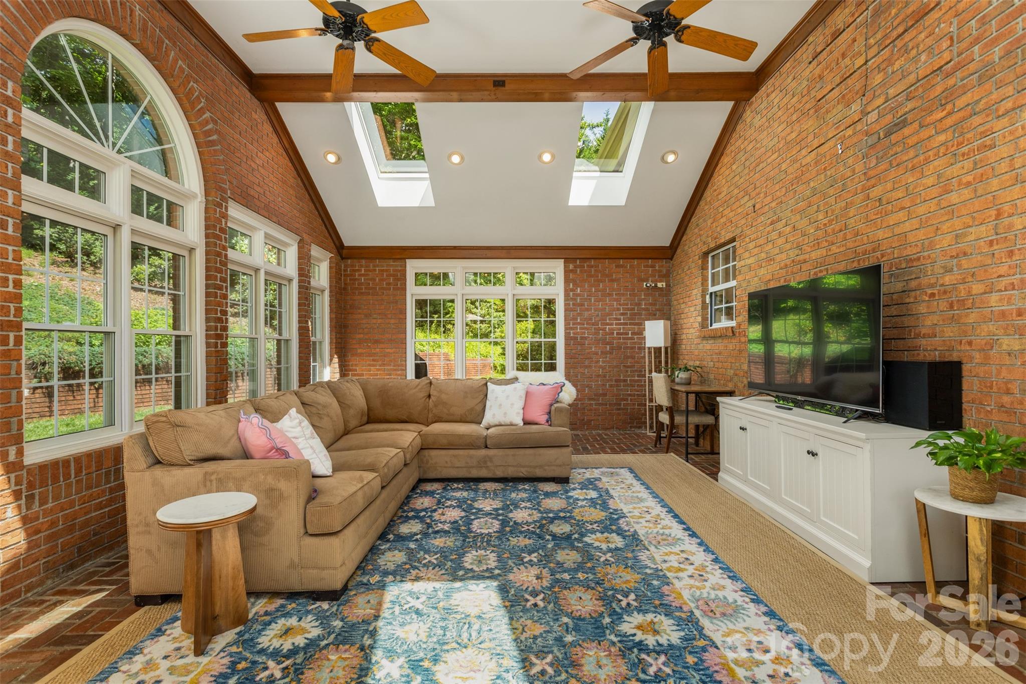 425 Sondley Woods Place Property Photo 10