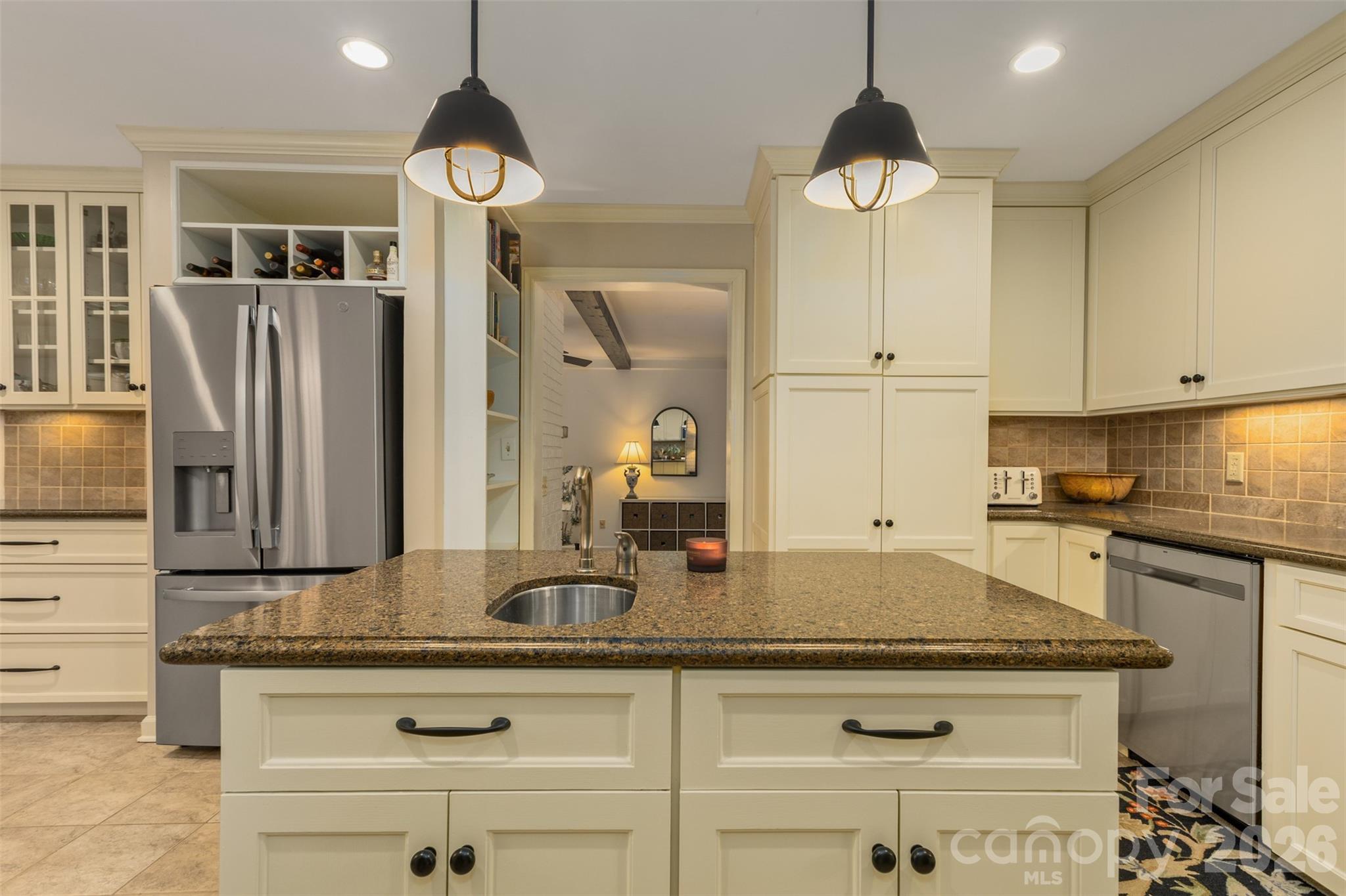 425 Sondley Woods Place Property Photo 11