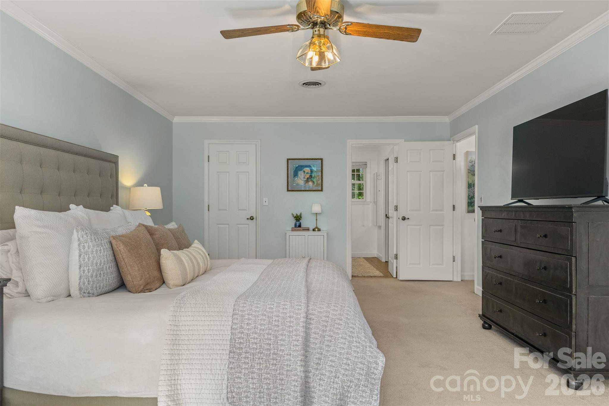 425 Sondley Woods Place Property Photo 23