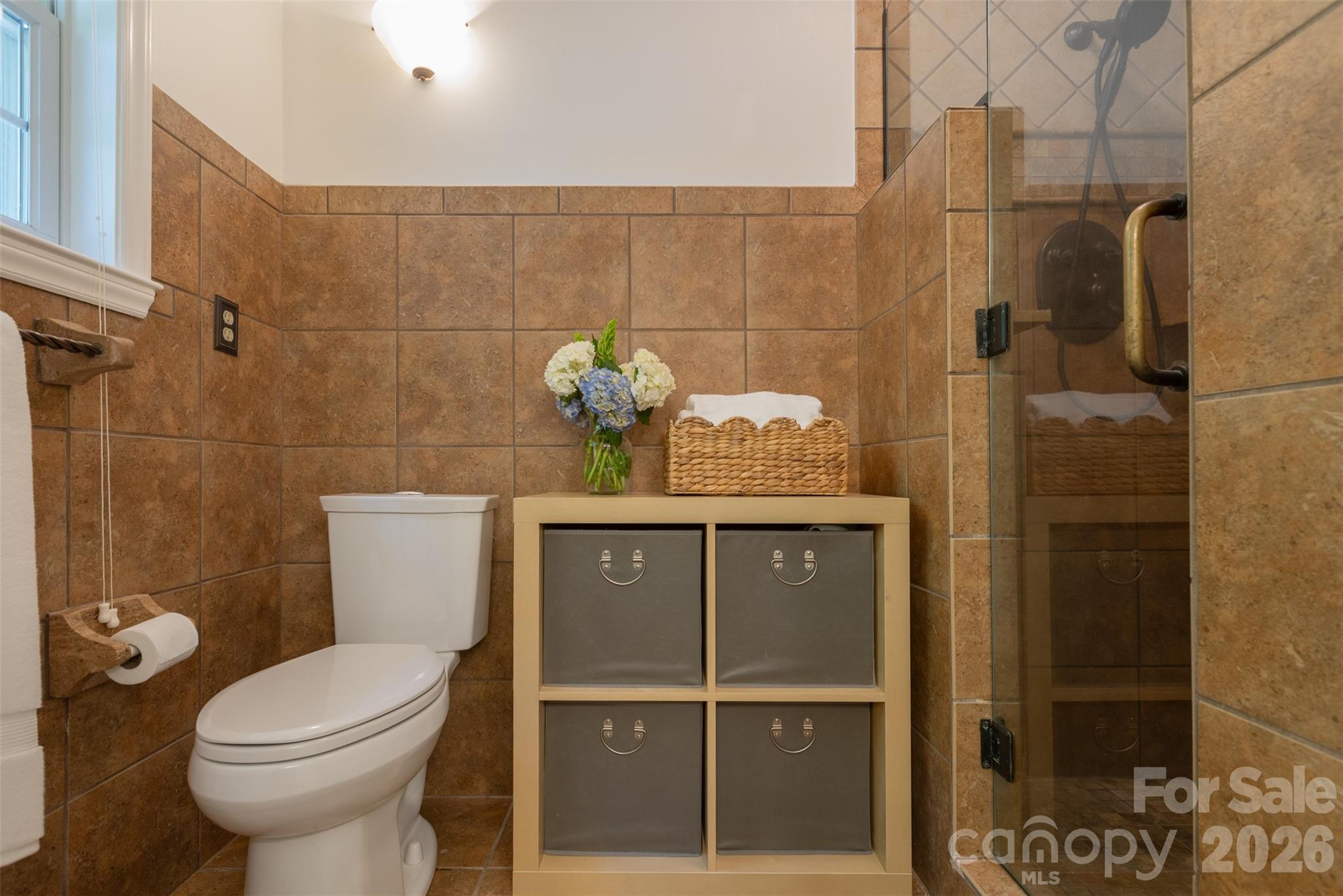 425 Sondley Woods Place Property Photo 26