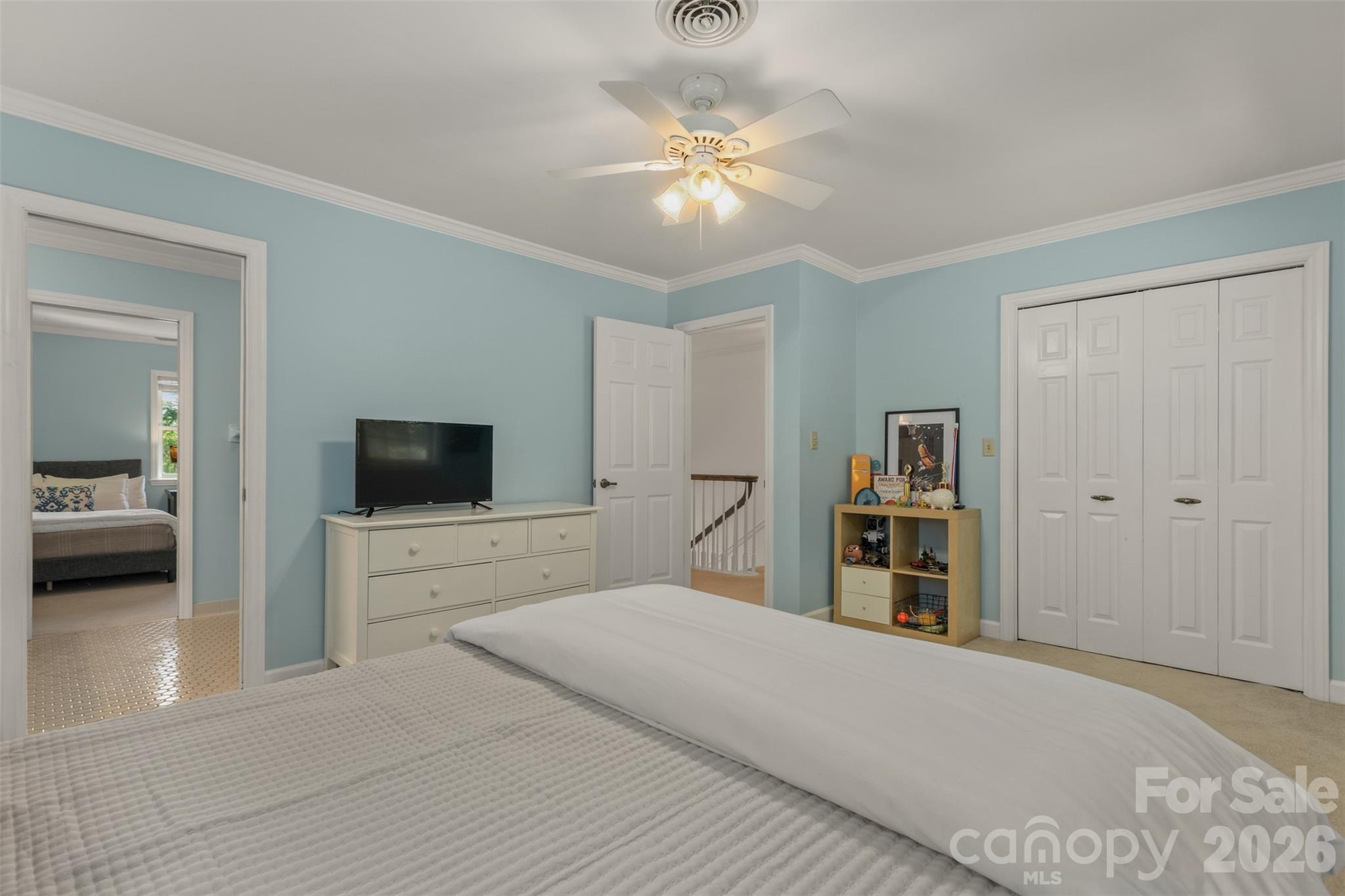 425 Sondley Woods Place Property Photo 28