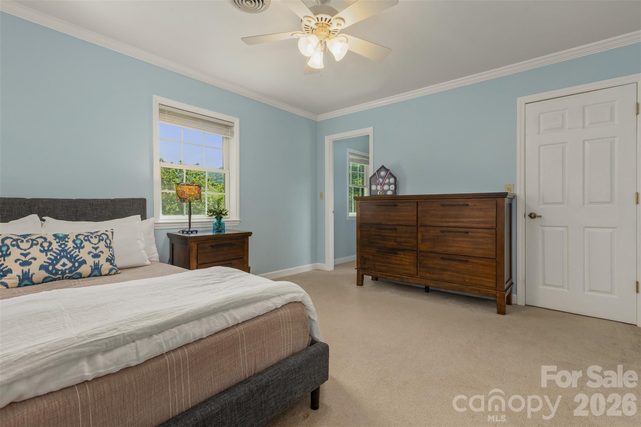425 Sondley Woods Place Property Photo 32