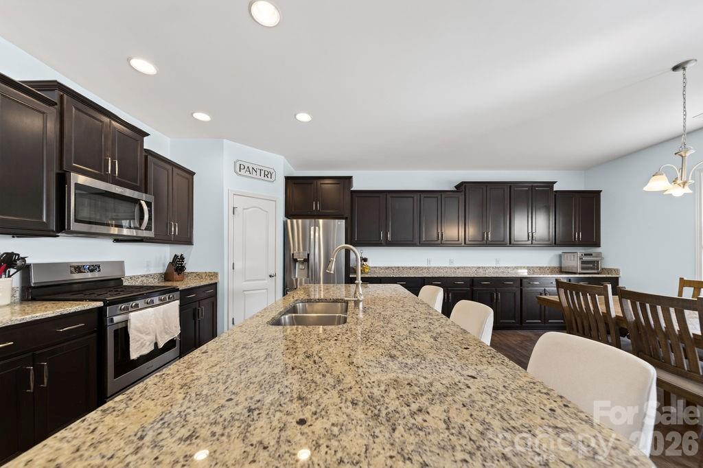 11033 Crane Creek Drive Property Photo 10