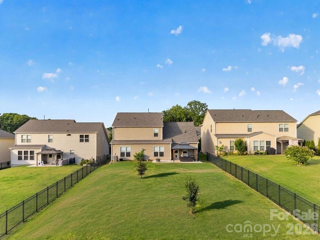 11033 Crane Creek Drive Property Photo 32