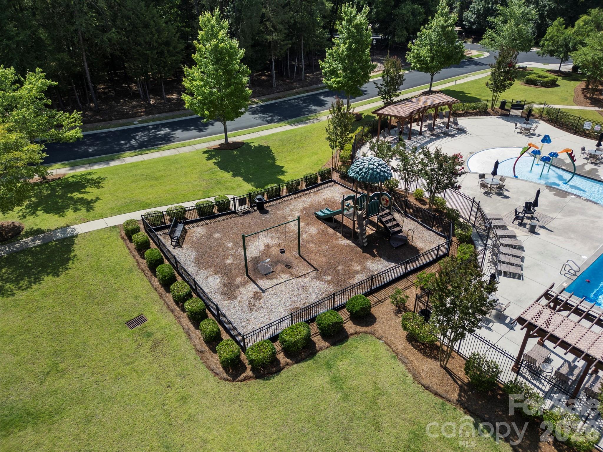 11033 Crane Creek Drive Property Photo 41