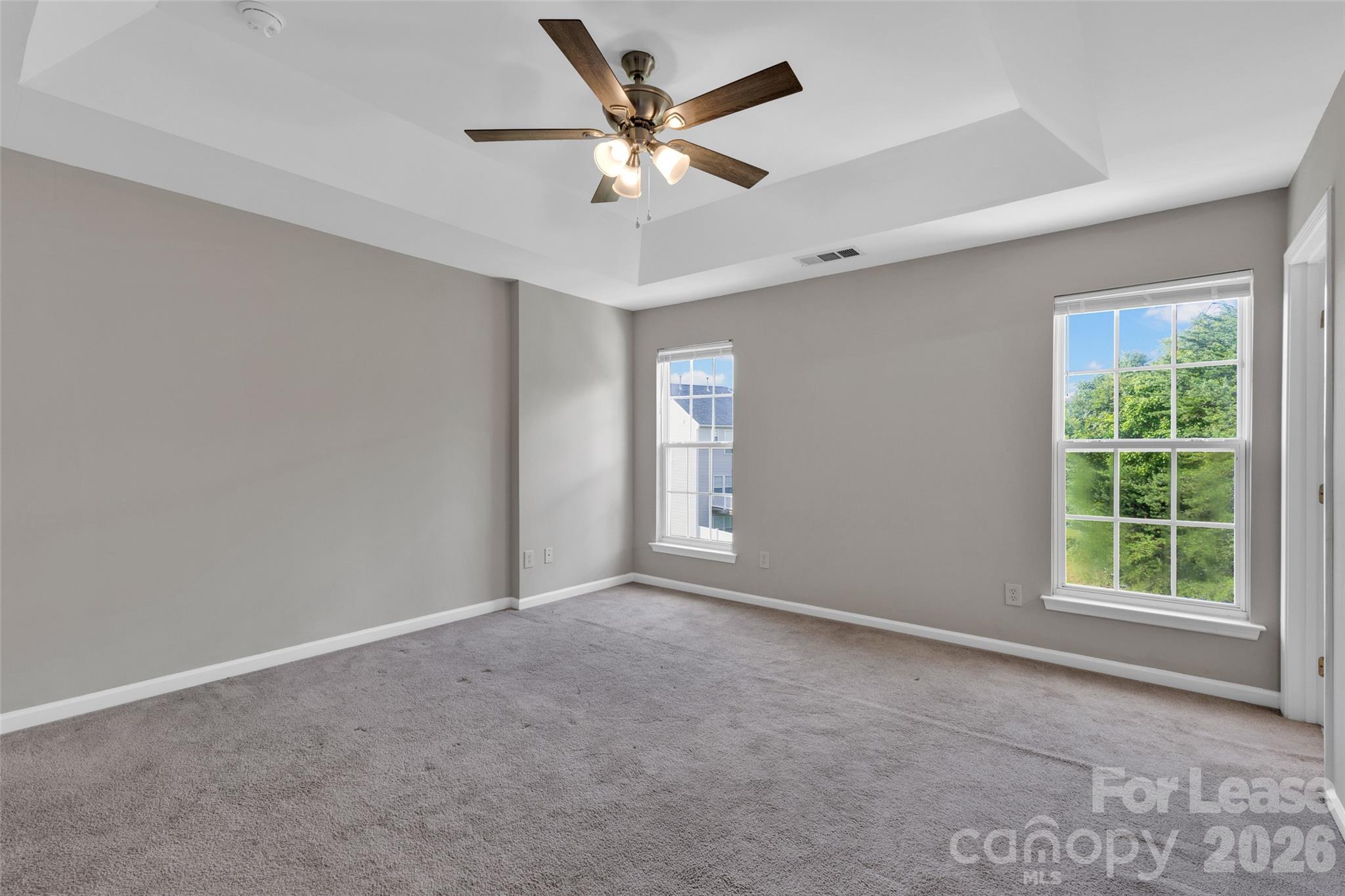 940 Tiger Lane Property Photo 11