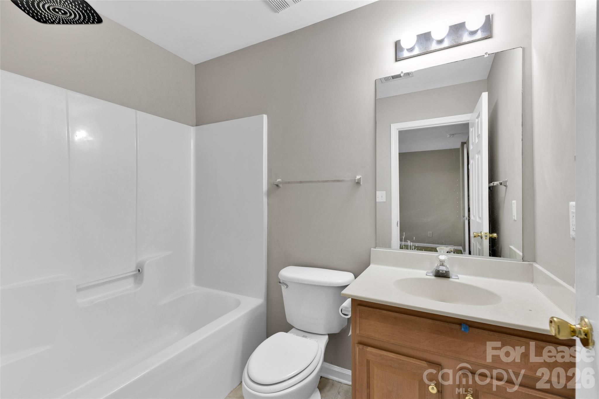 940 Tiger Lane Property Photo 16