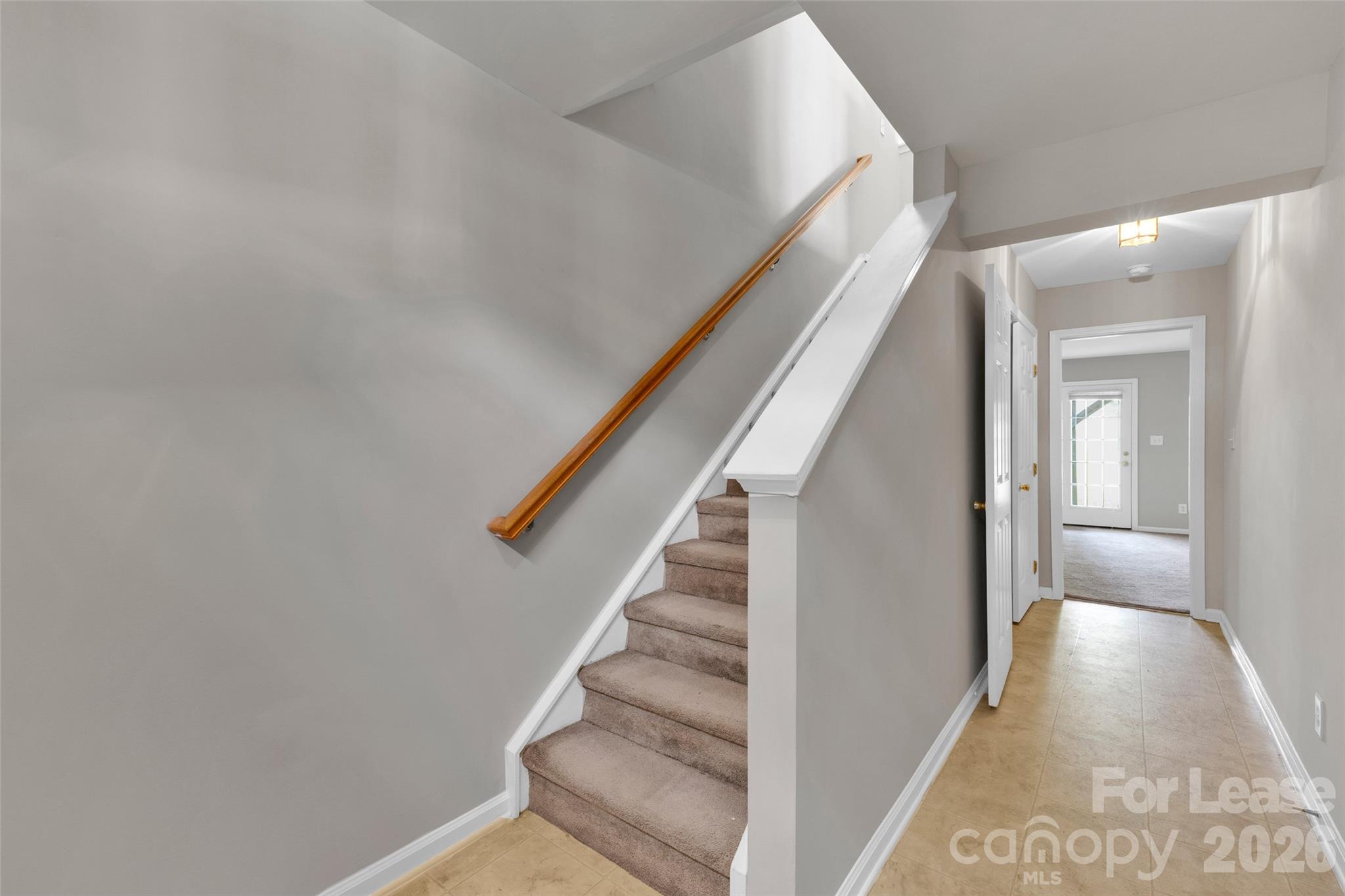 940 Tiger Lane Property Photo 19