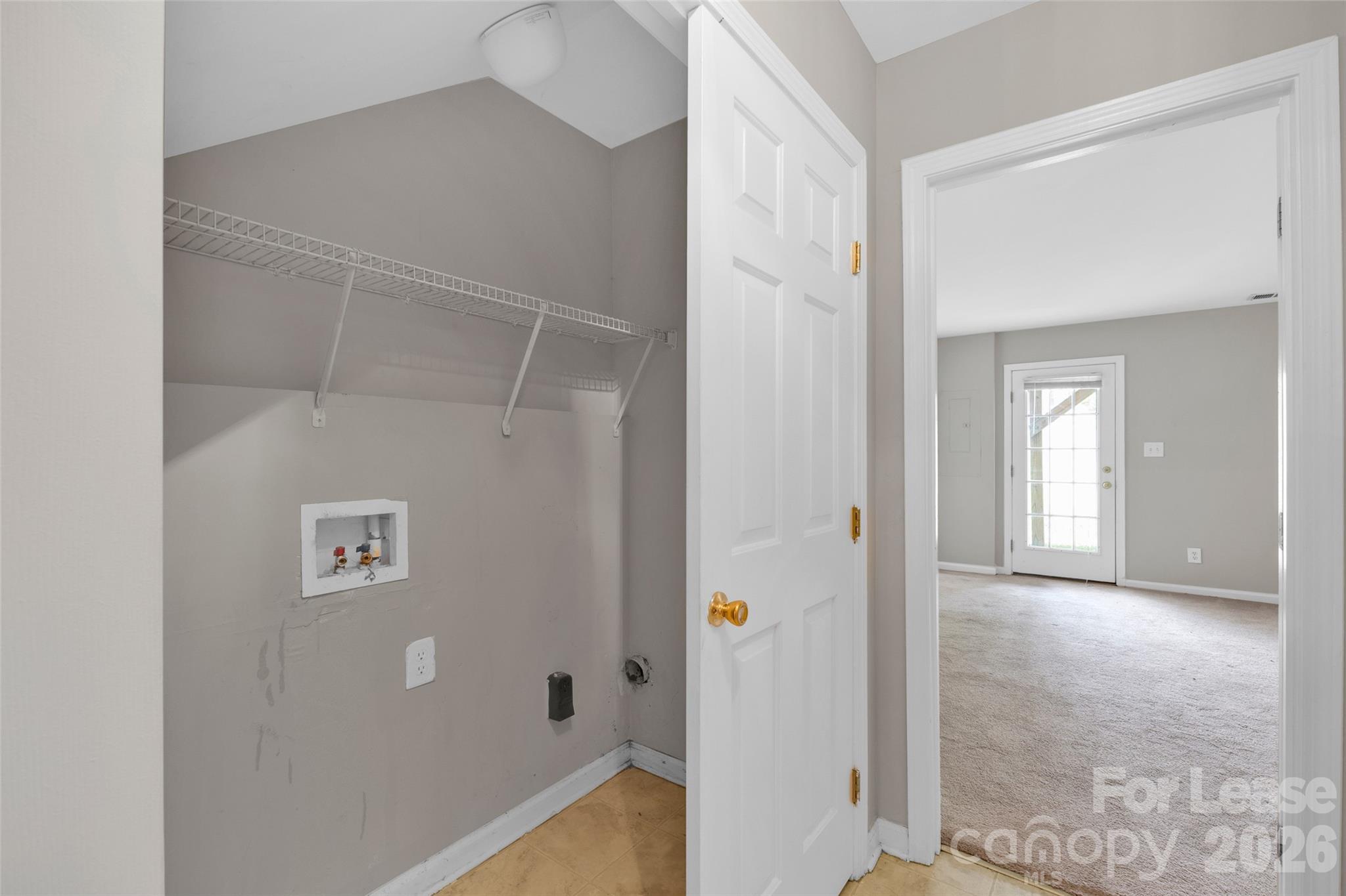 940 Tiger Lane Property Photo 20