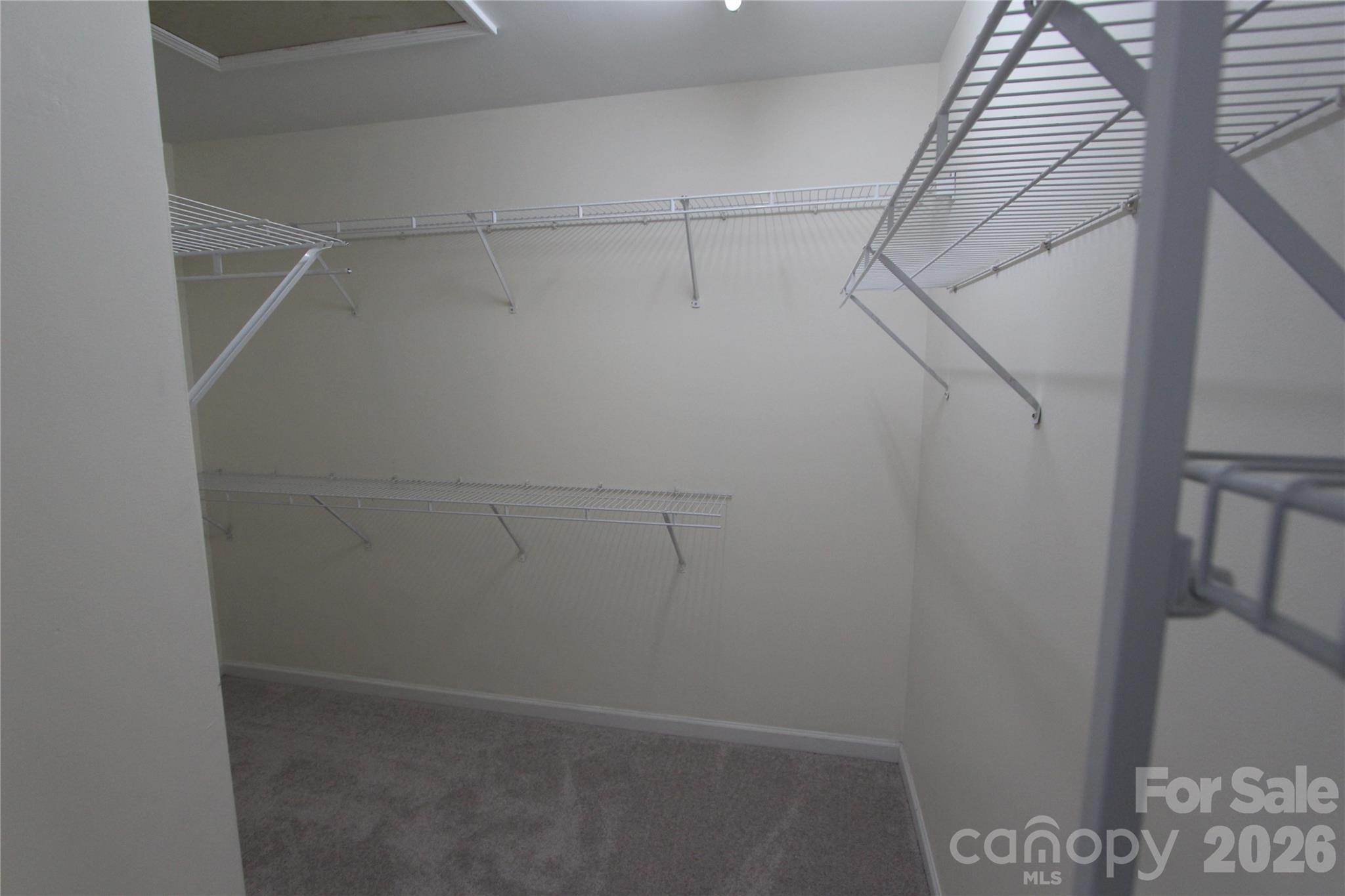 626 Fountain Court Property Photo 18