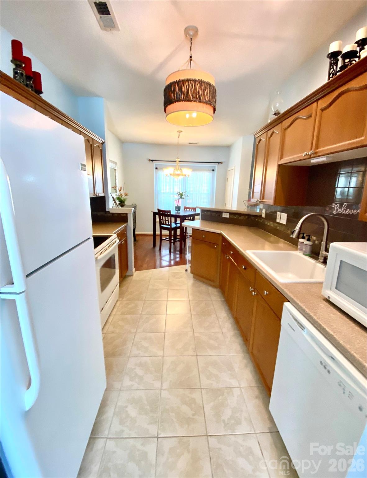 6025 Creft Circle Property Photo 9