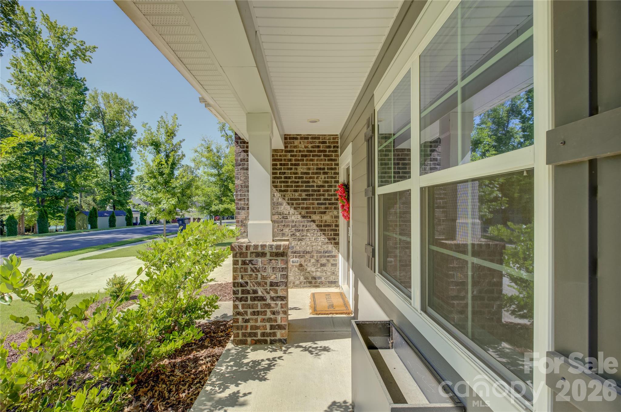 17812 New Mark Avenue Property Photo 3