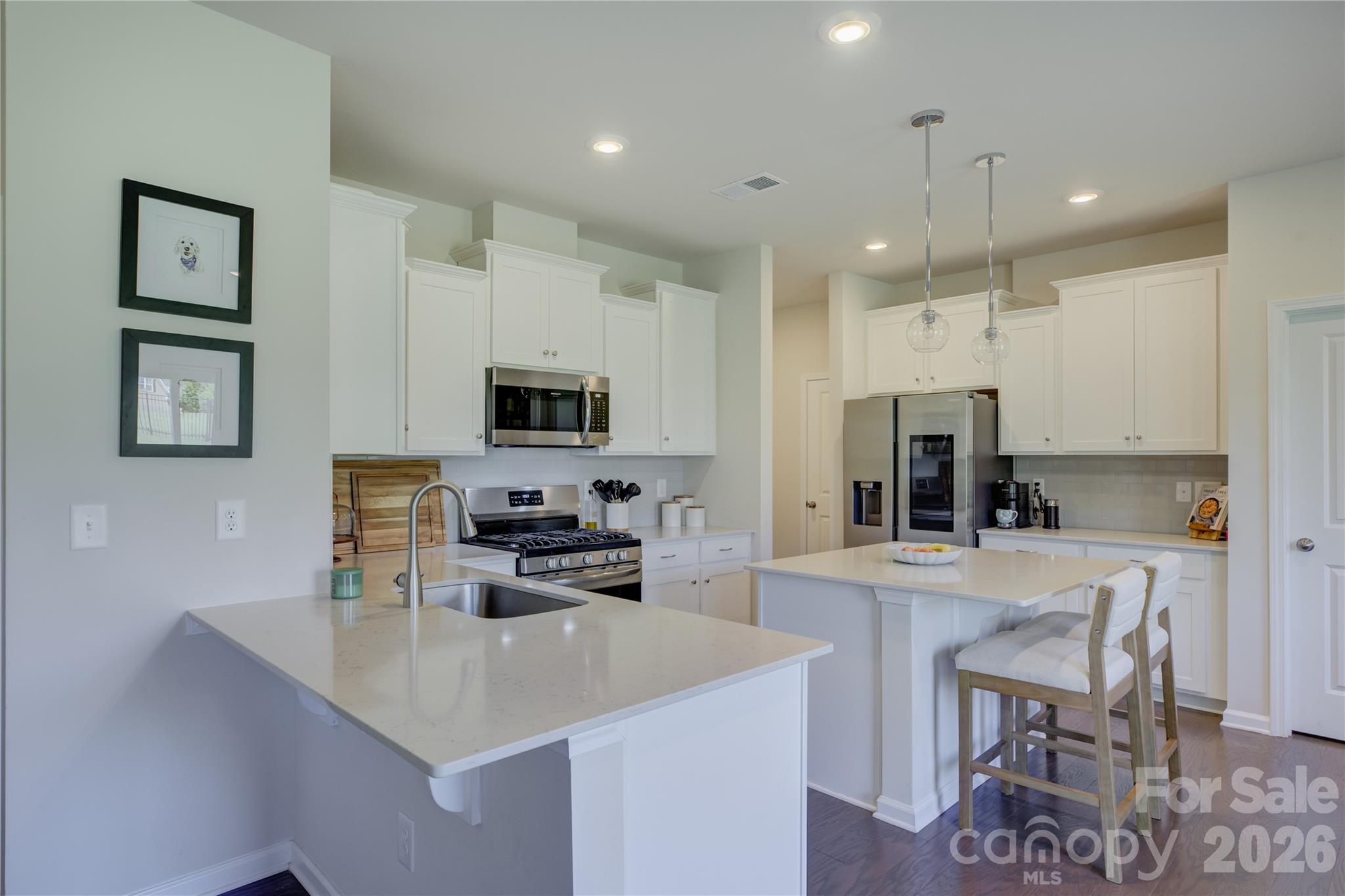 17812 New Mark Avenue Property Photo 11