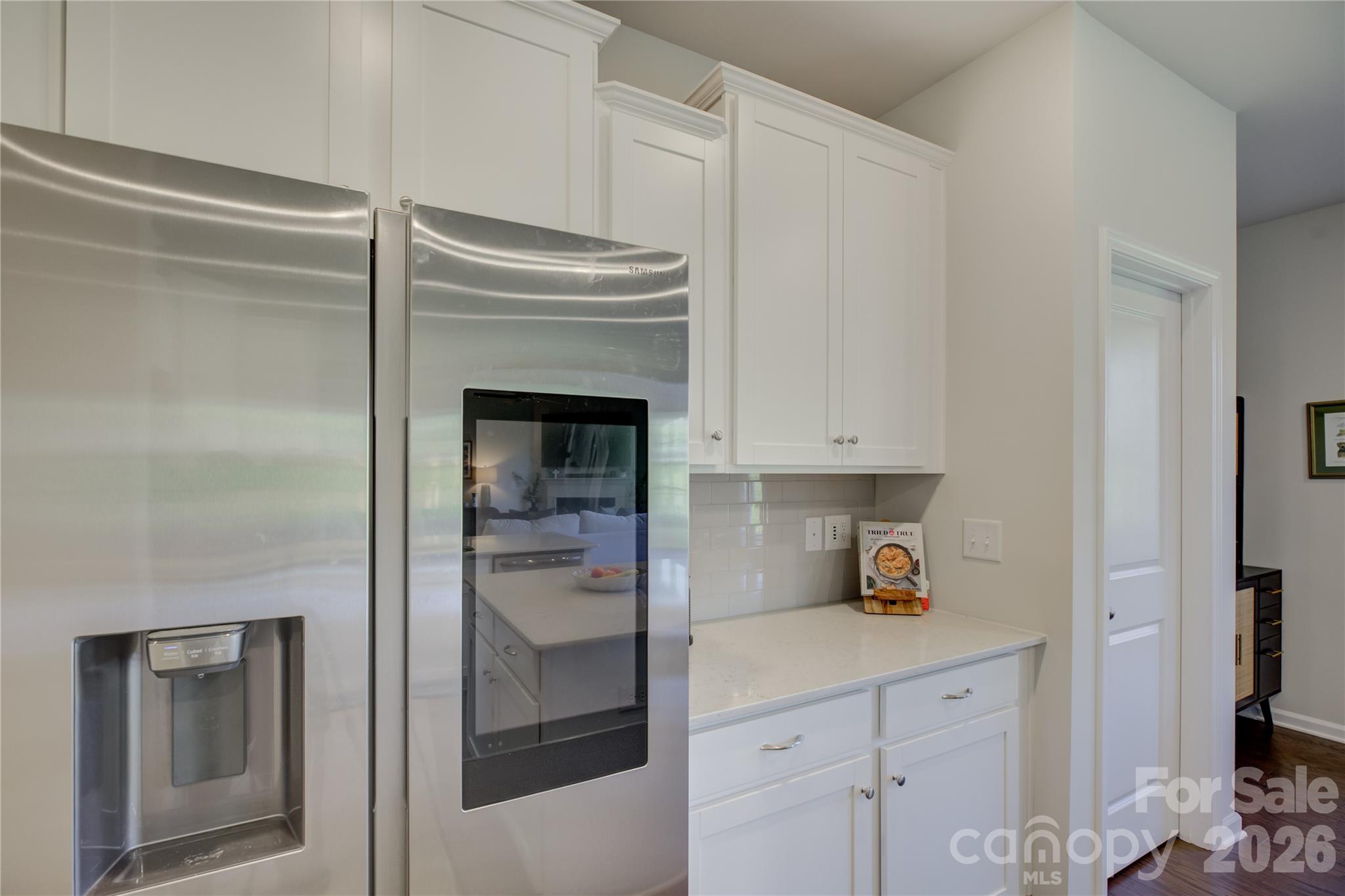 17812 New Mark Avenue Property Photo 14