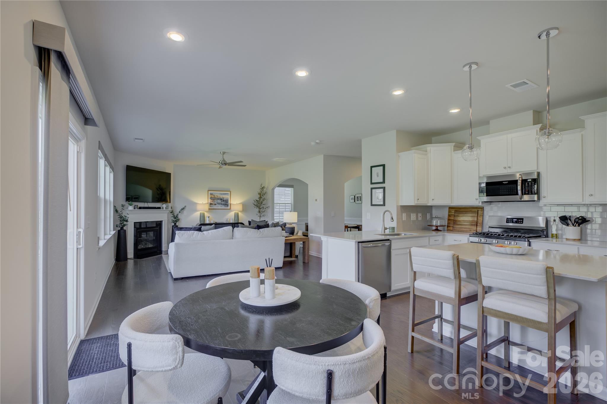 17812 New Mark Avenue Property Photo 17