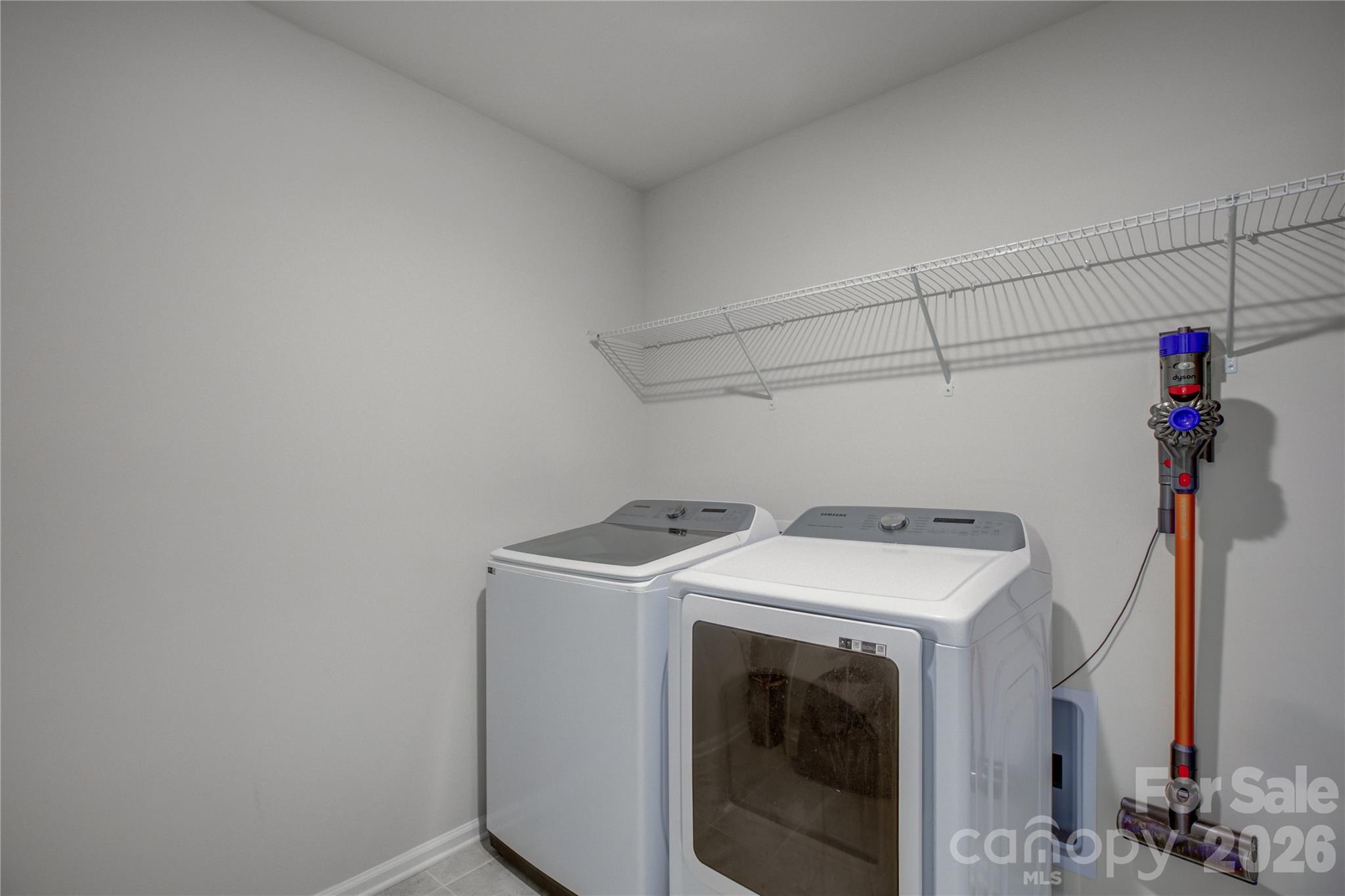 17812 New Mark Avenue Property Photo 27