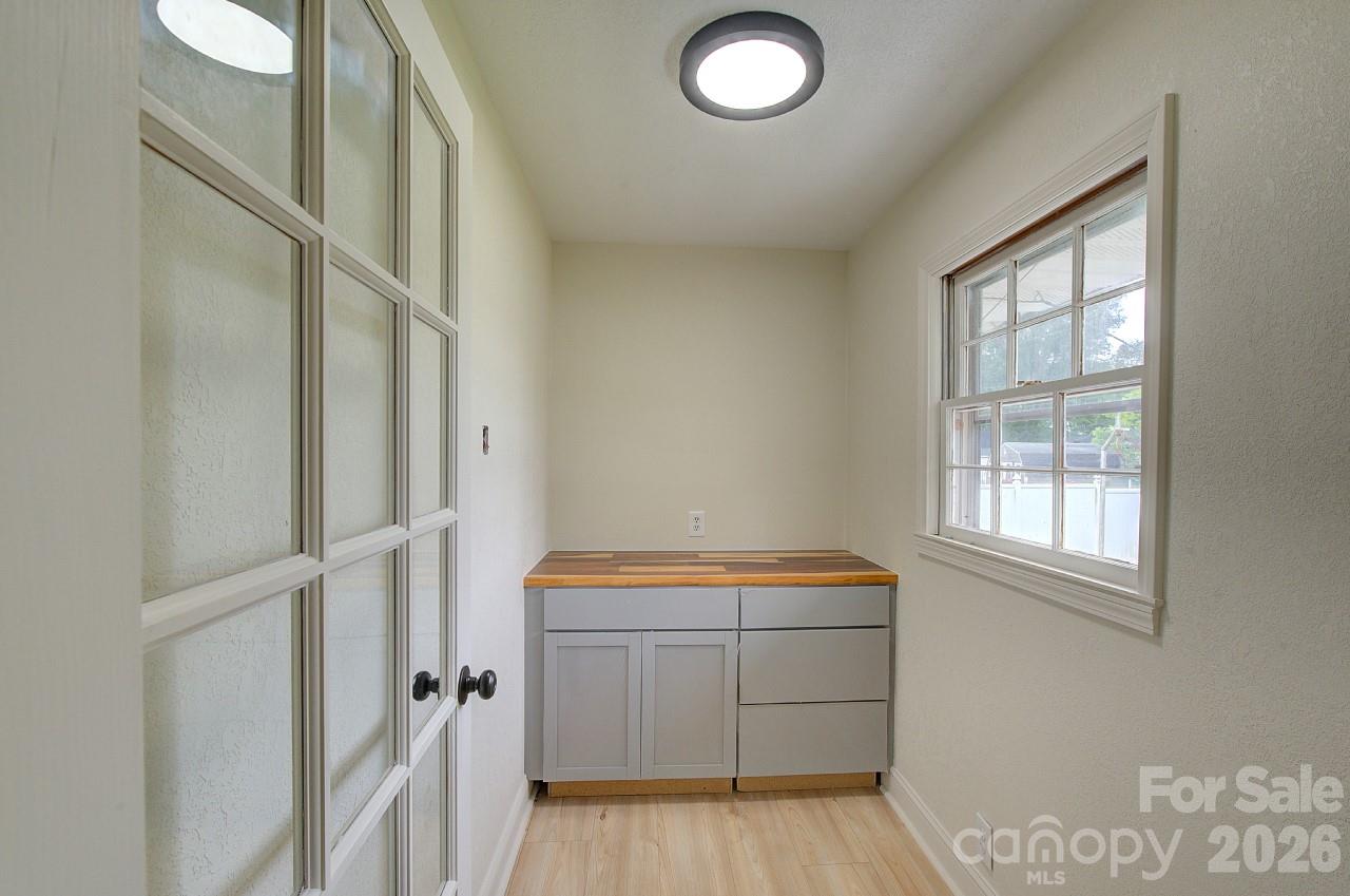 1195 Holly Springs Road Property Photo 16