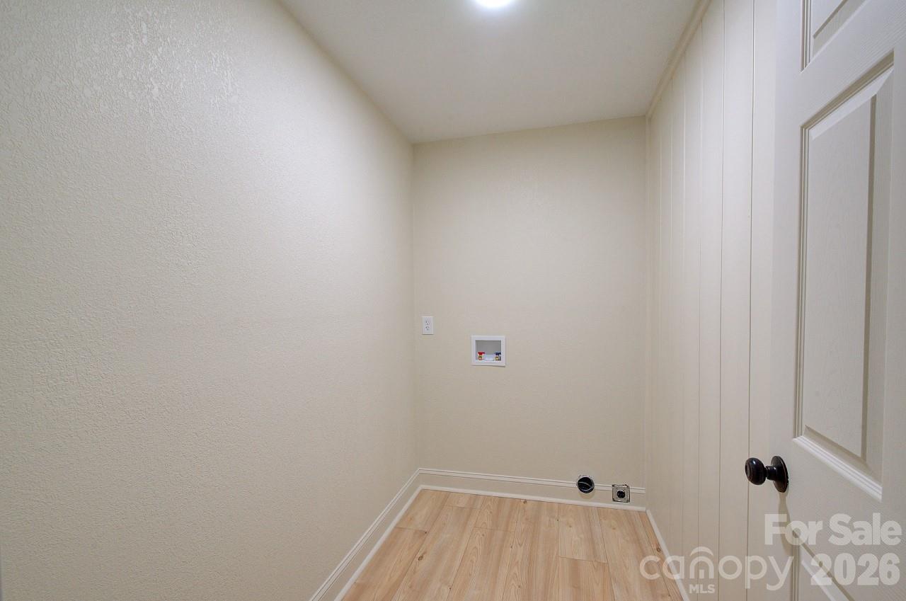 1195 Holly Springs Road Property Photo 17
