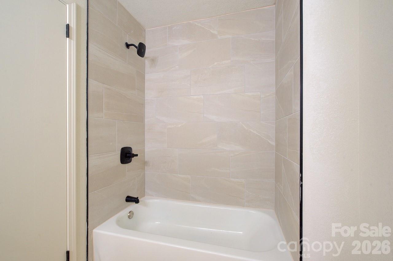 1195 Holly Springs Road Property Photo 23