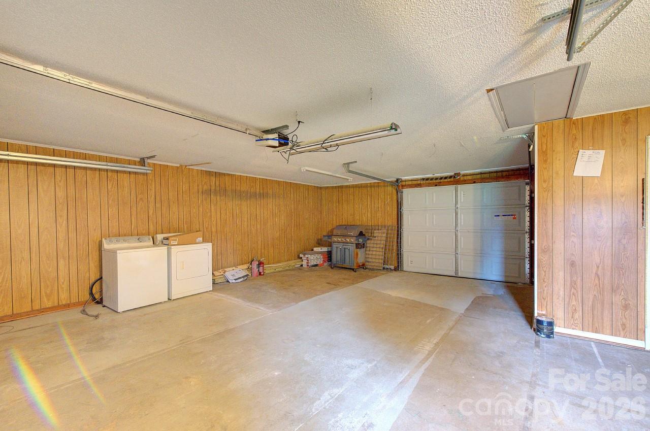 1195 Holly Springs Road Property Photo 32
