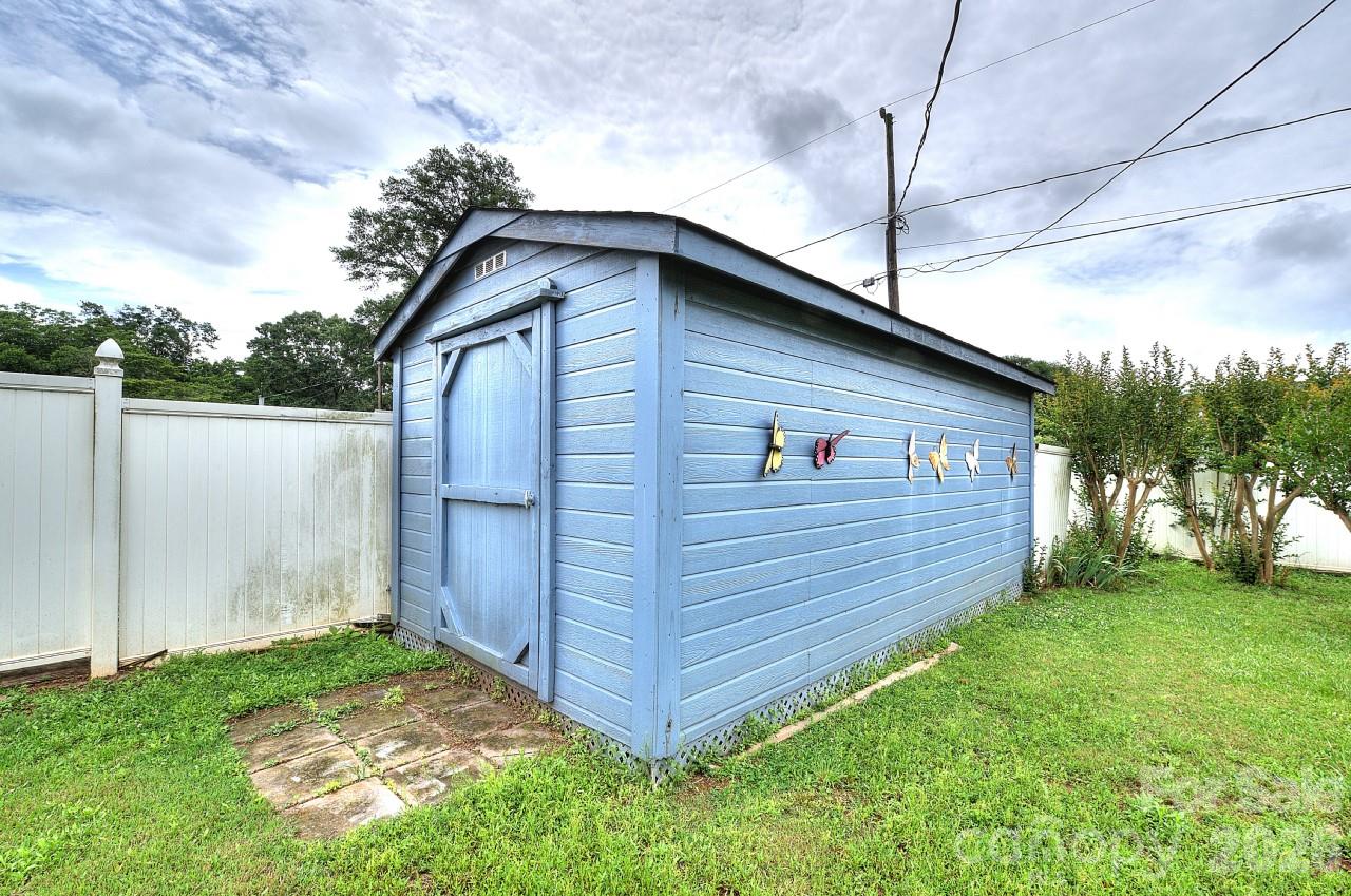 1195 Holly Springs Road Property Photo 37