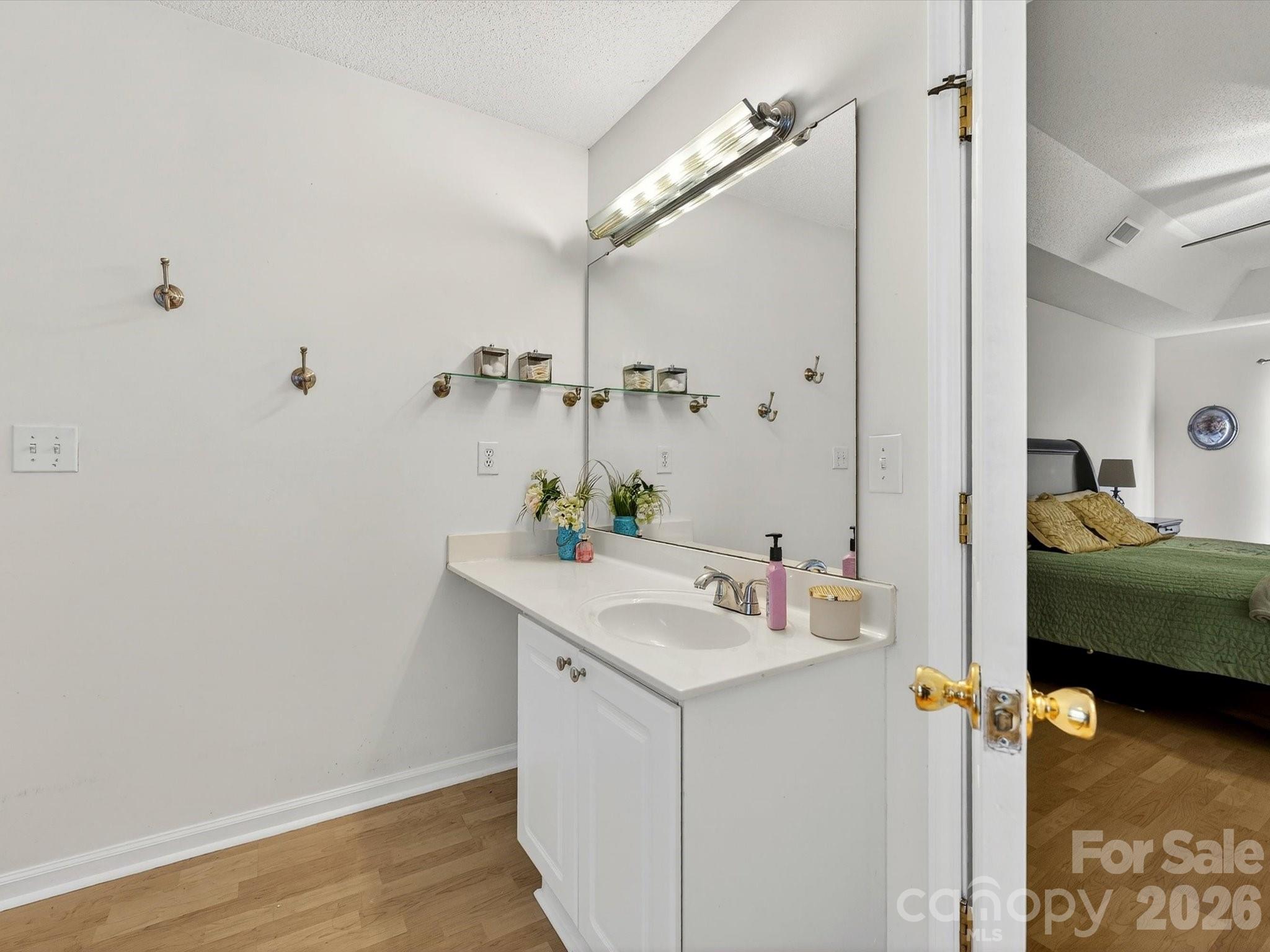 5405 Frederick Street Property Photo 28
