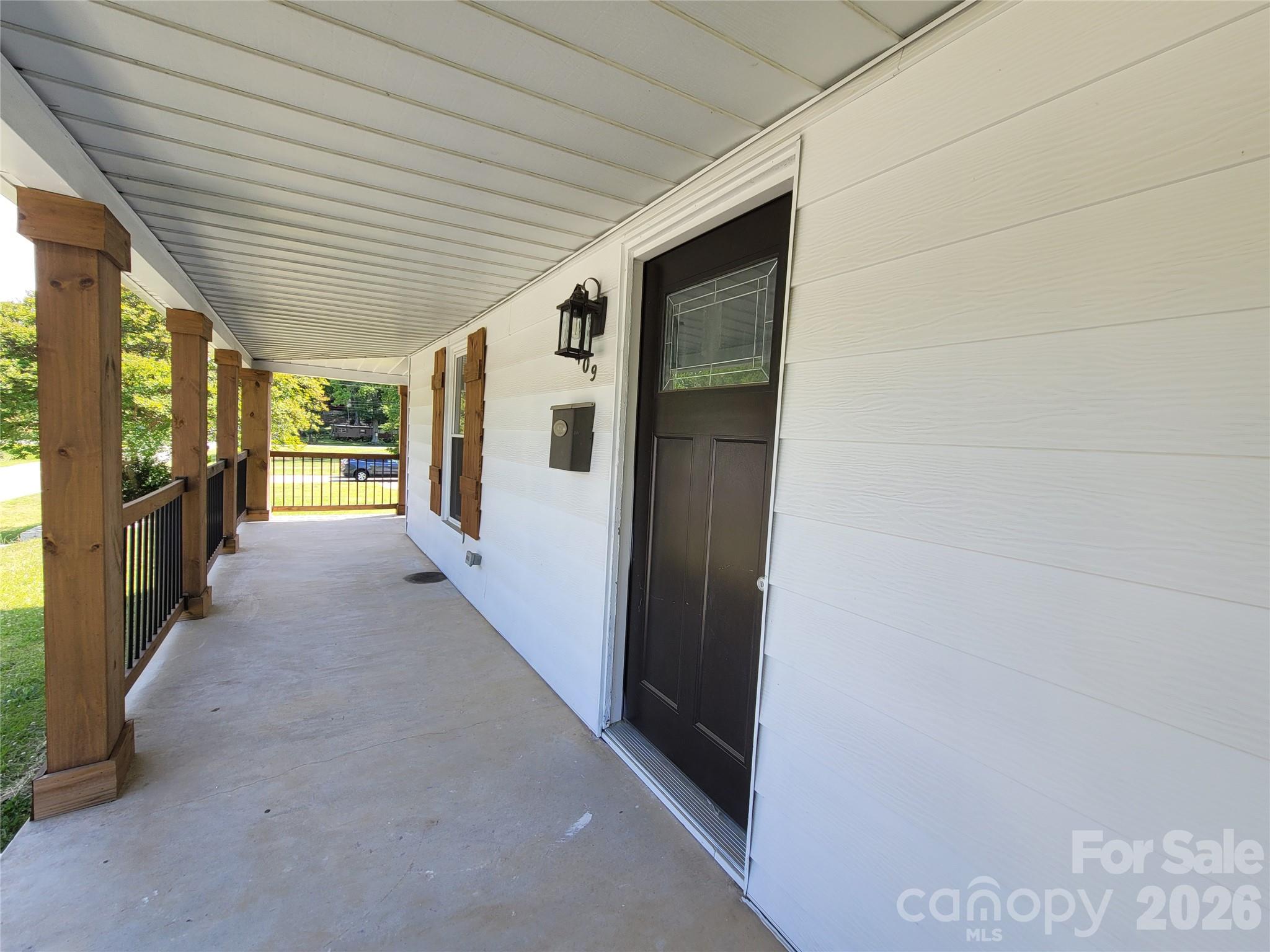 409 N 12th Street Property Photo 5