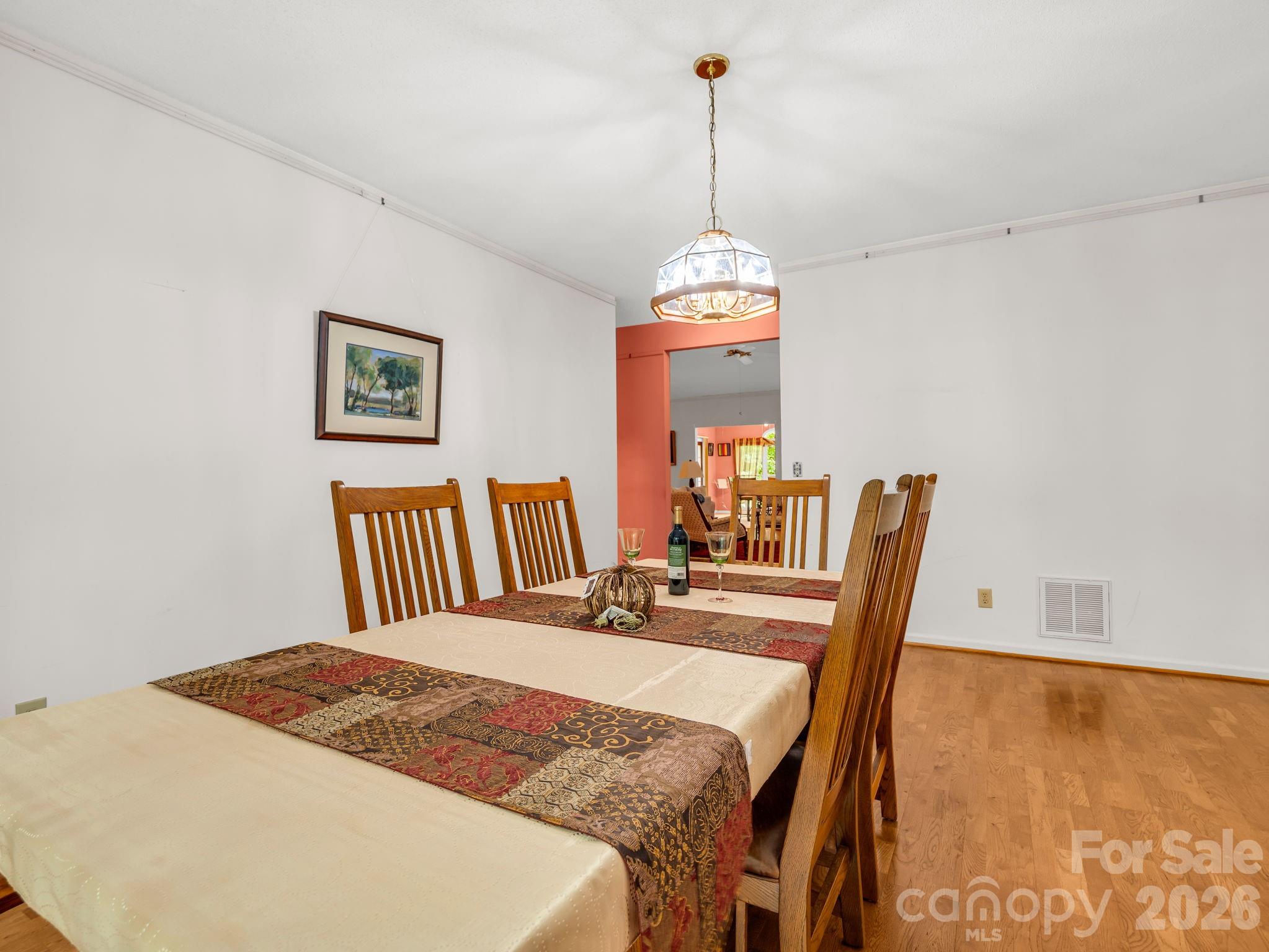 385 Park Street Property Photo 10