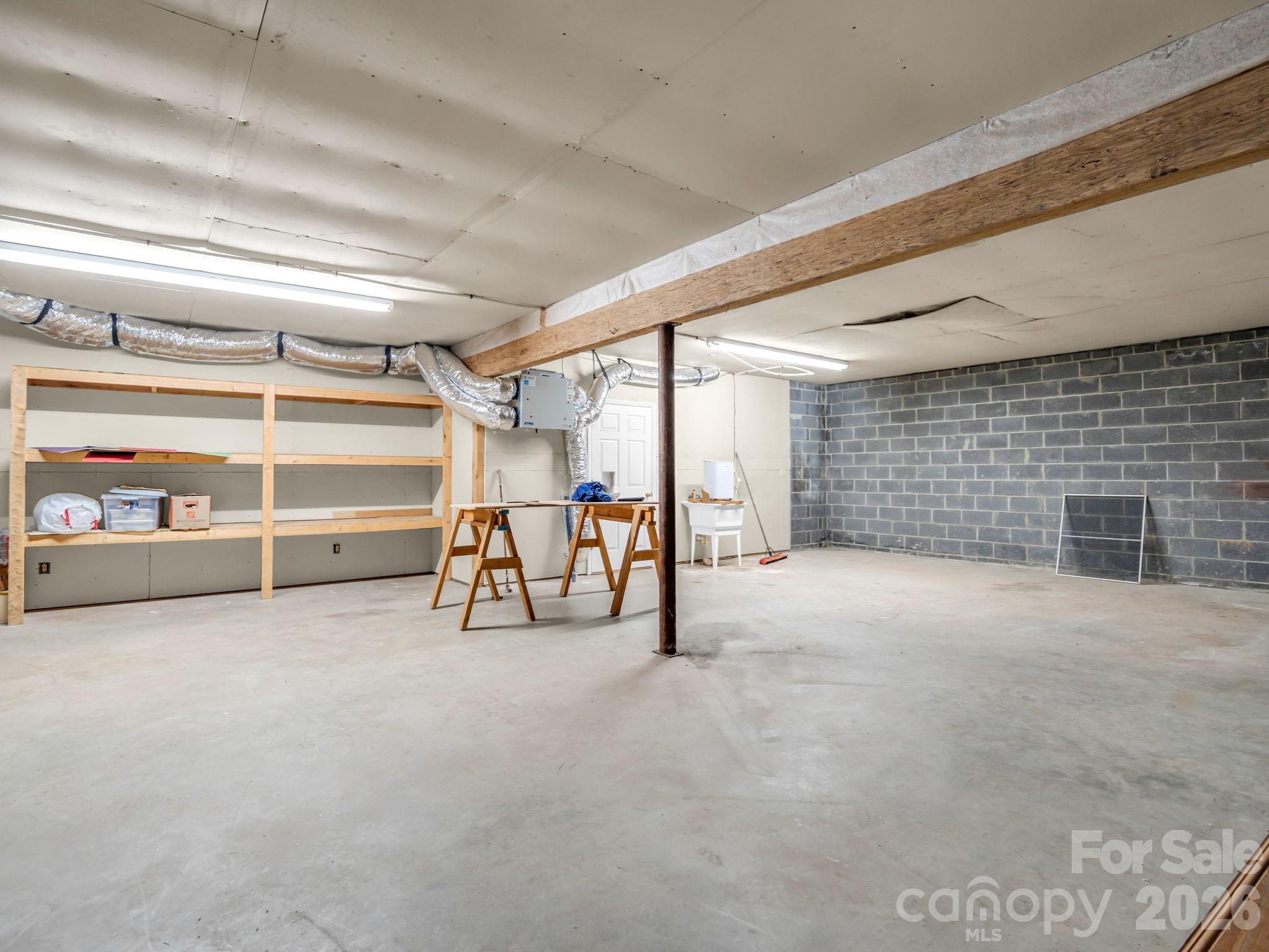 385 Park Street Property Photo 39