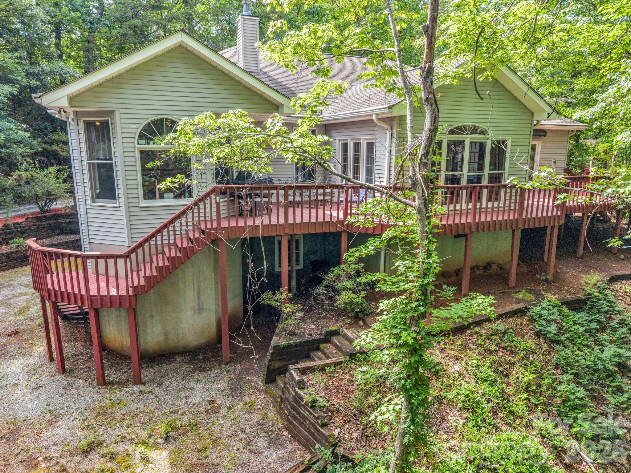 385 Park Street Property Photo 40