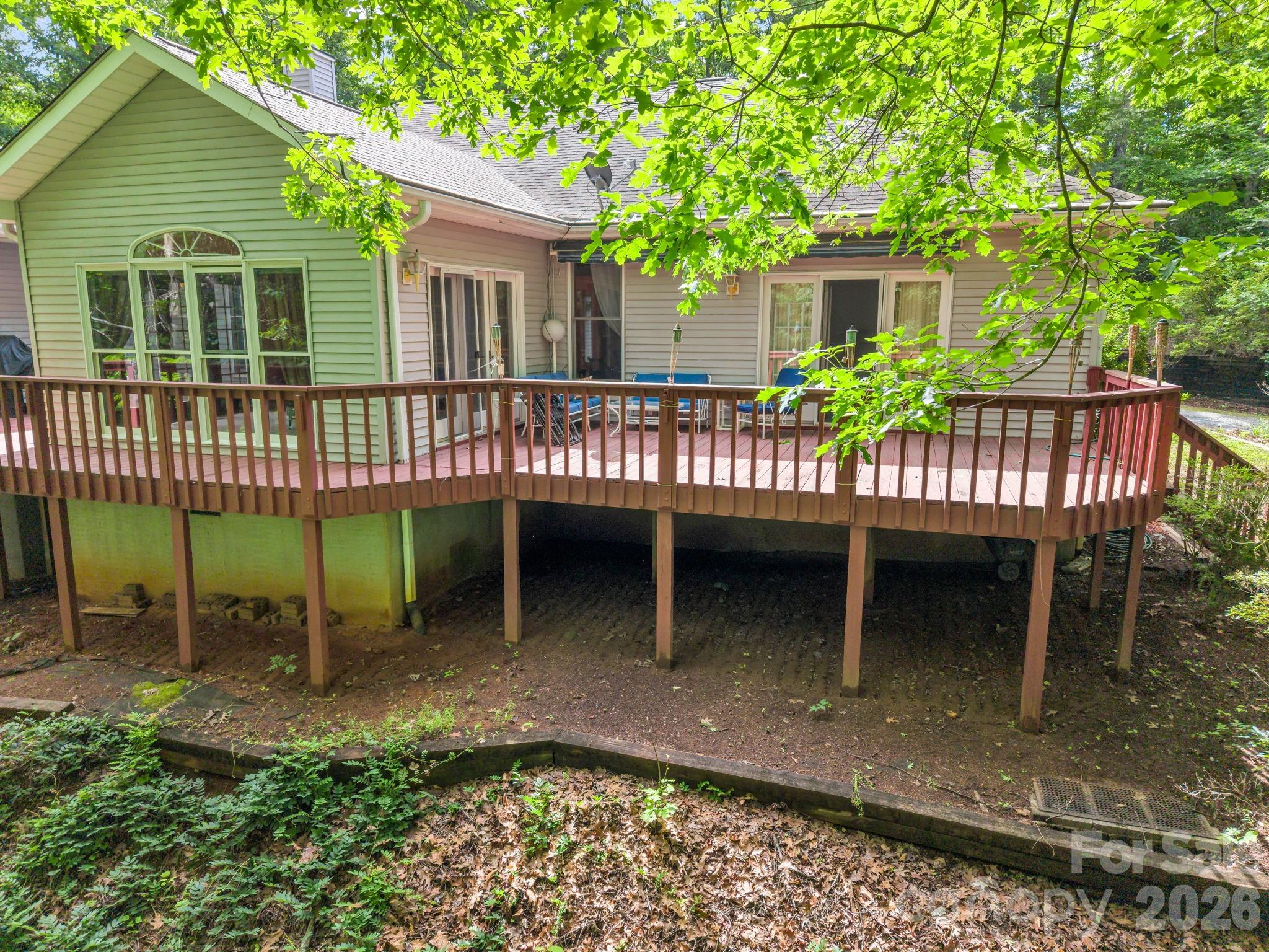 385 Park Street Property Photo 41