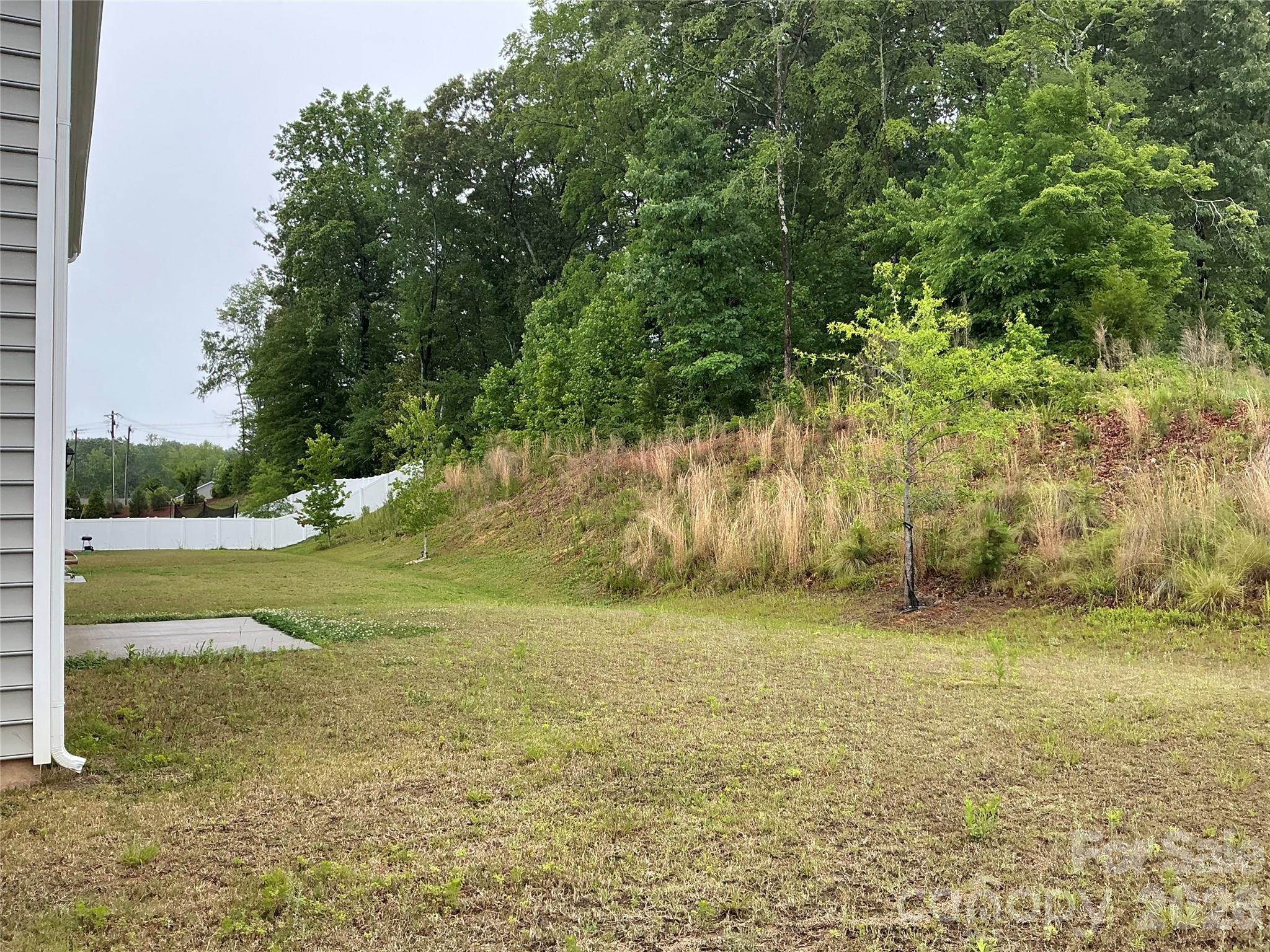 534 Yellow Birch Drive Property Photo 2