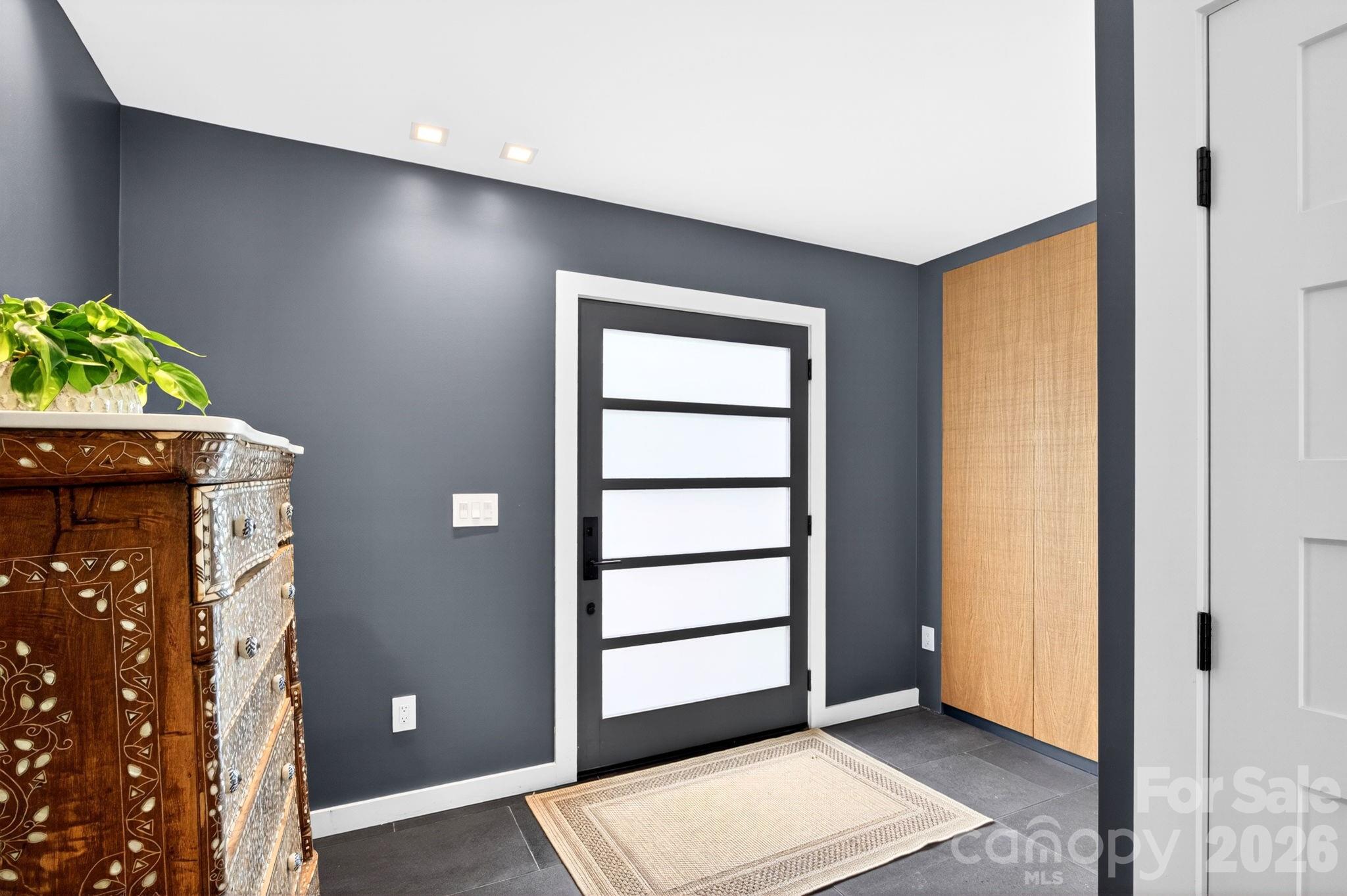 48 Woodvale Avenue Property Photo 3